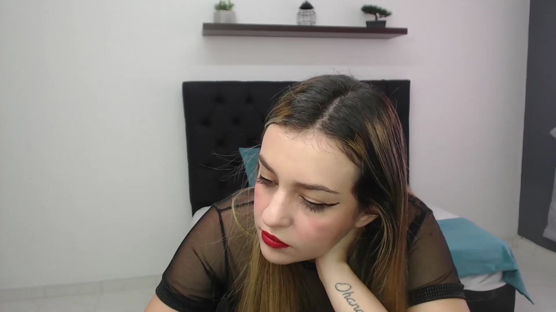 Gallery image thumbnail from CamilleDucan's myfreecams stream on, 02/28/2025, 14:22 image 16 of 20