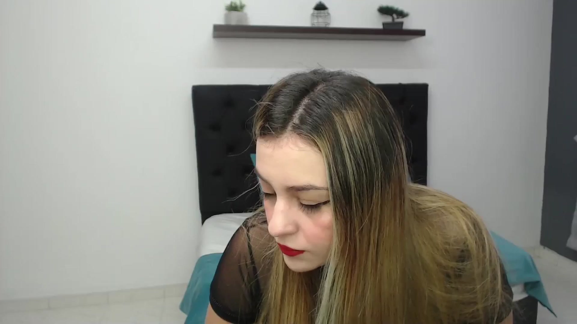 Gallery image thumbnail from CamilleDucan's myfreecams stream on, 02/28/2025, 14:22 image 9 of 20