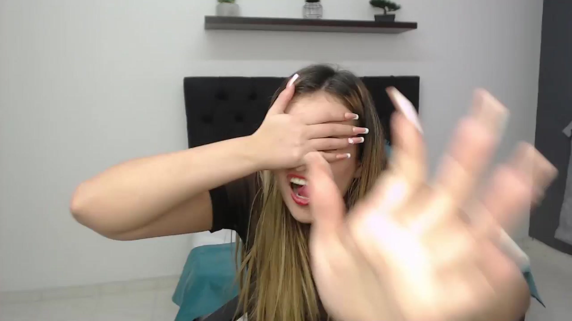 Gallery image thumbnail from CamilleDucan's myfreecams stream on, 02/28/2025, 16:28 image 18 of 20