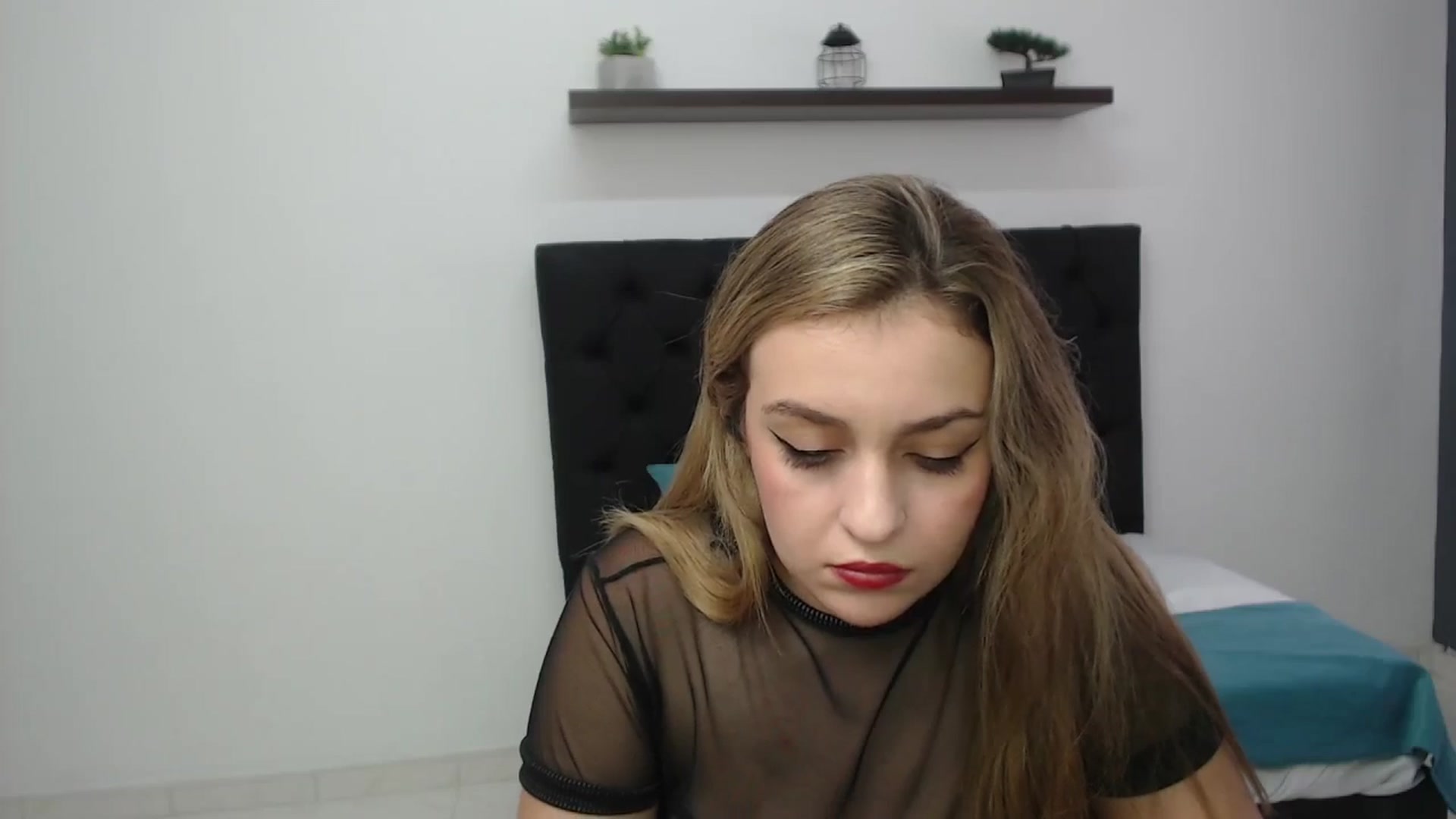 Gallery image thumbnail from CamilleDucan's myfreecams stream on, 03/13/2025, 17:22 image 3 of 20