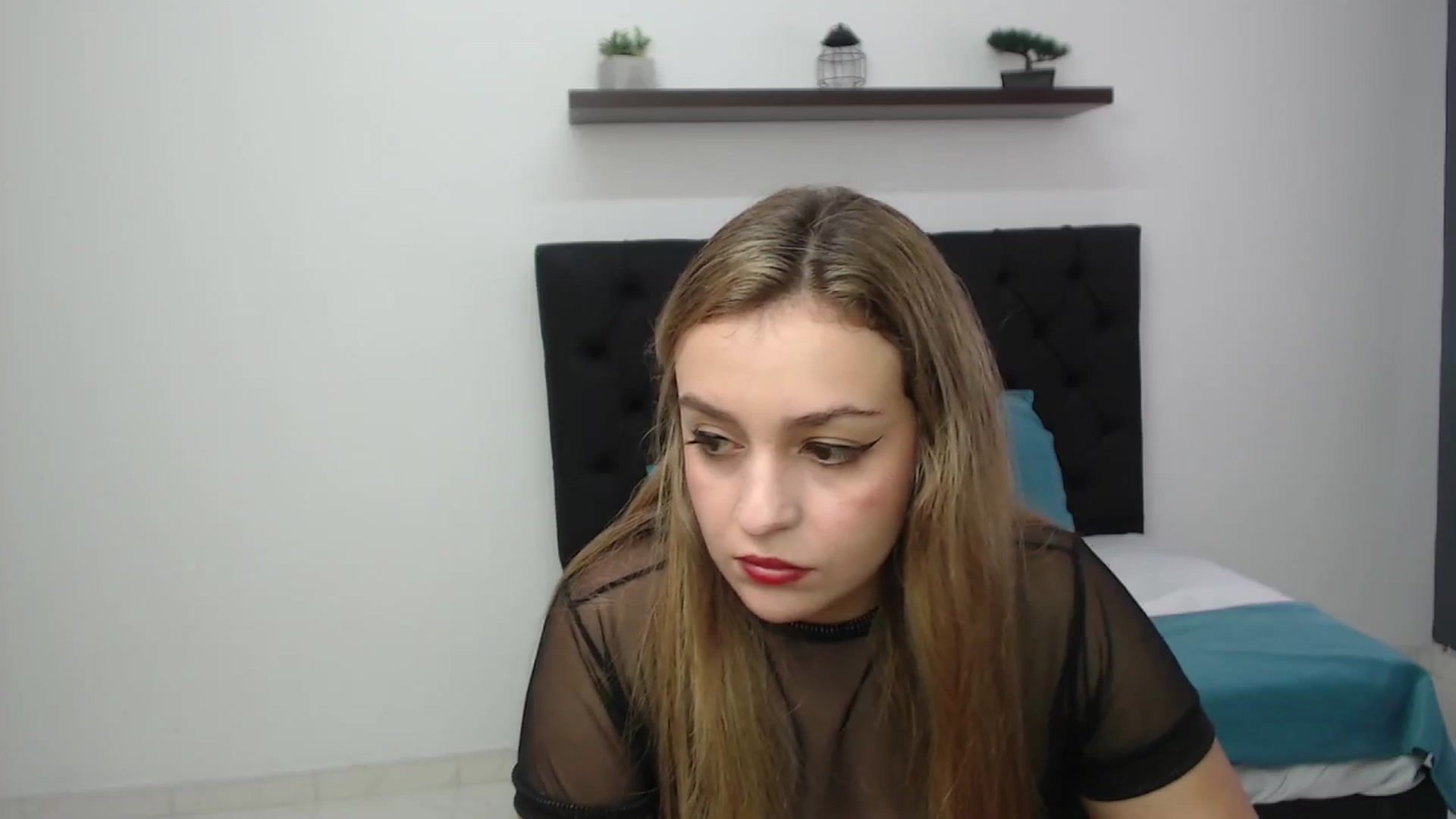 Gallery image thumbnail from CamilleDucan's myfreecams stream on, 03/13/2025, 17:22 image 18 of 20