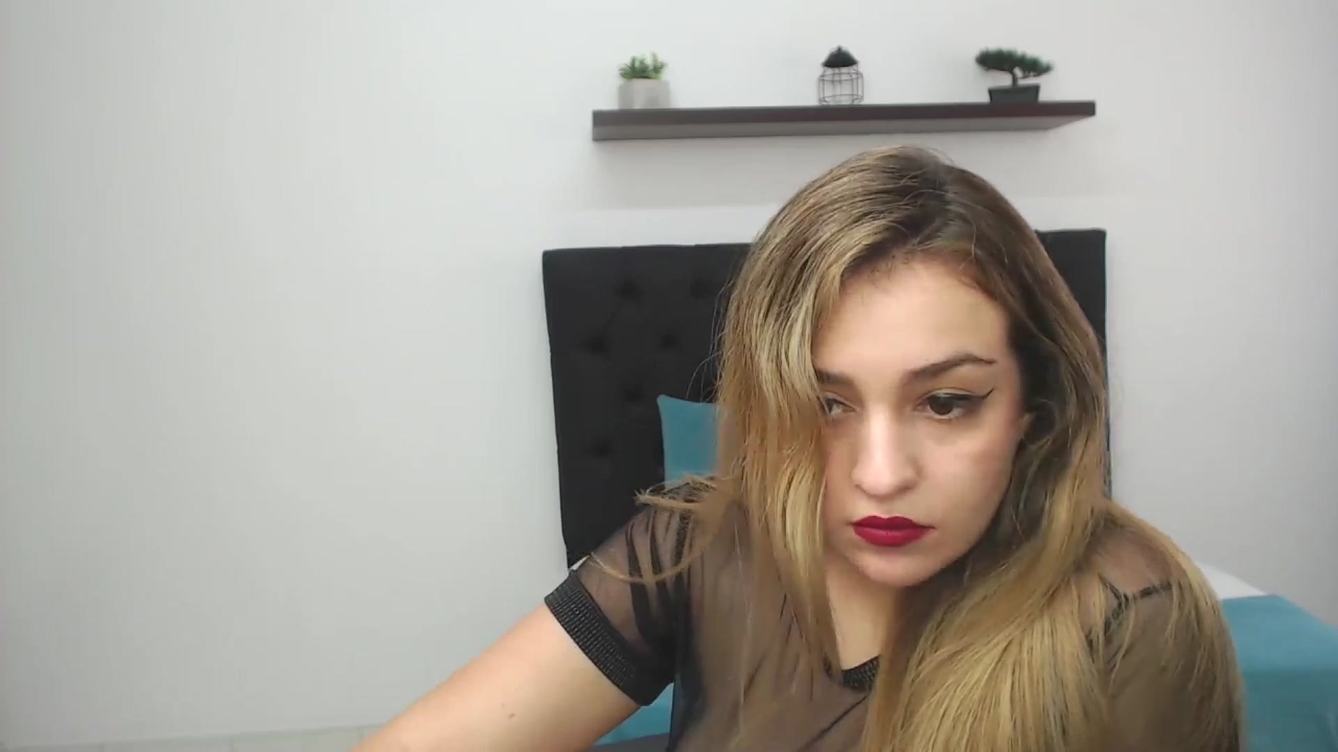 Gallery image thumbnail from CamilleDucan's myfreecams stream on, 03/29/2025, 17:14 image 5 of 20