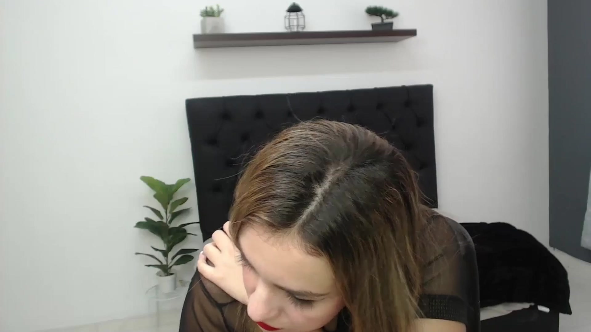 Gallery image thumbnail from CamilleDucan's myfreecams stream on, 04/25/2025, 15:59 image 7 of 20