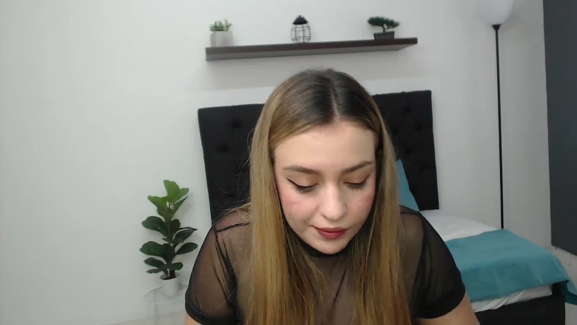 Gallery image thumbnail from CamilleDucan's myfreecams stream on, 05/24/2025, 14:41 image 4 of 20