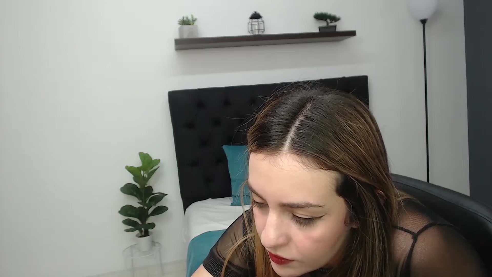 Gallery image thumbnail from CamilleDucan's myfreecams stream on, 05/24/2025, 16:53 image 19 of 20