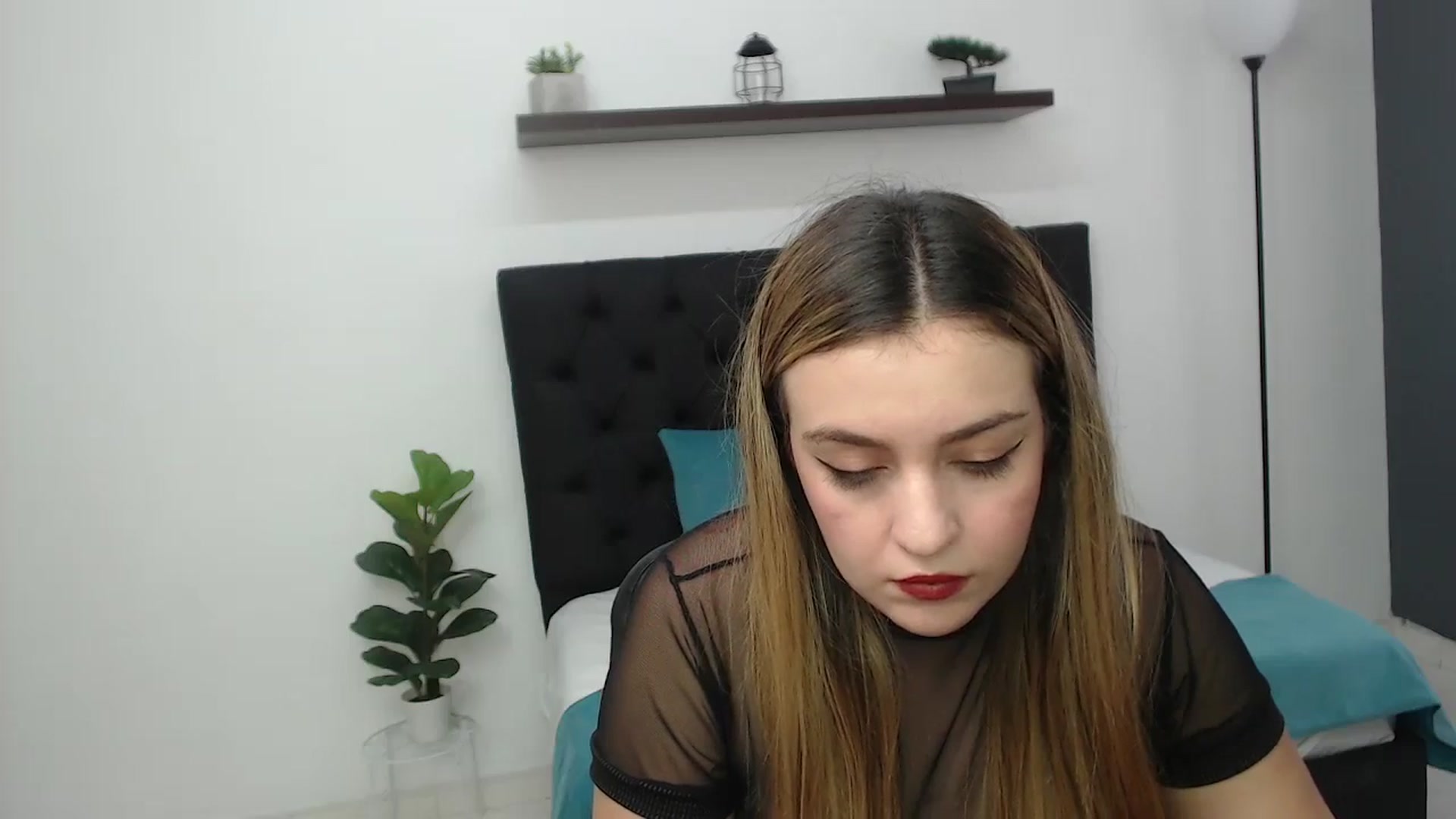 Gallery image thumbnail from CamilleDucan's myfreecams stream on, 05/24/2025, 16:53 image 2 of 20