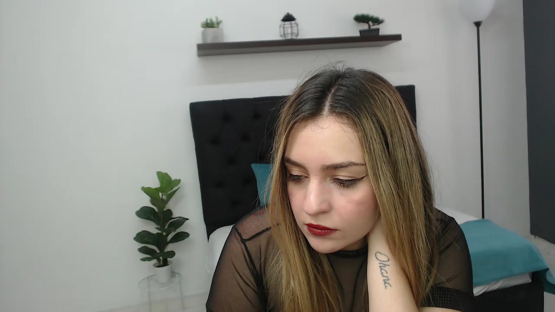 Gallery image thumbnail from CamilleDucan's myfreecams stream on, 05/24/2025, 16:53 image 9 of 20