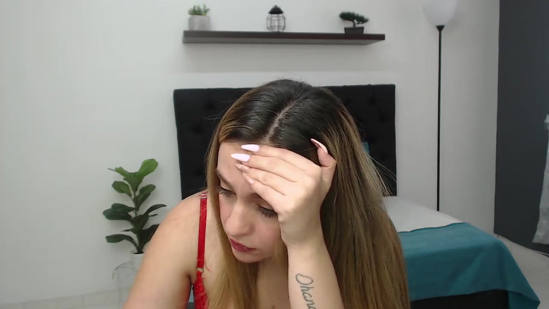 Gallery image thumbnail from CamilleDucan's myfreecams stream on, 06/06/2025, 18:40 image 3 of 20