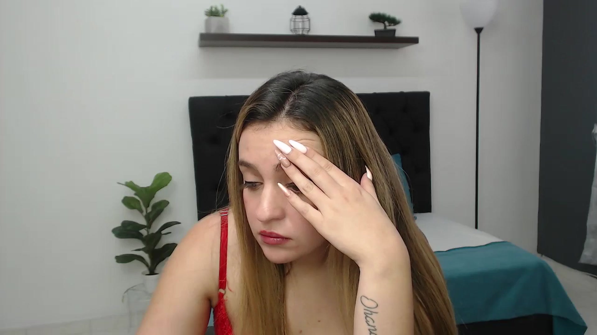 Gallery image thumbnail from CamilleDucan's myfreecams stream on, 06/06/2025, 18:40 image 4 of 20