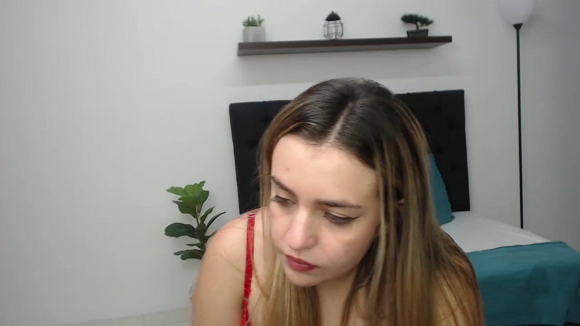 Gallery image thumbnail from CamilleDucan's myfreecams stream on, 06/13/2025, 17:24 image 5 of 20