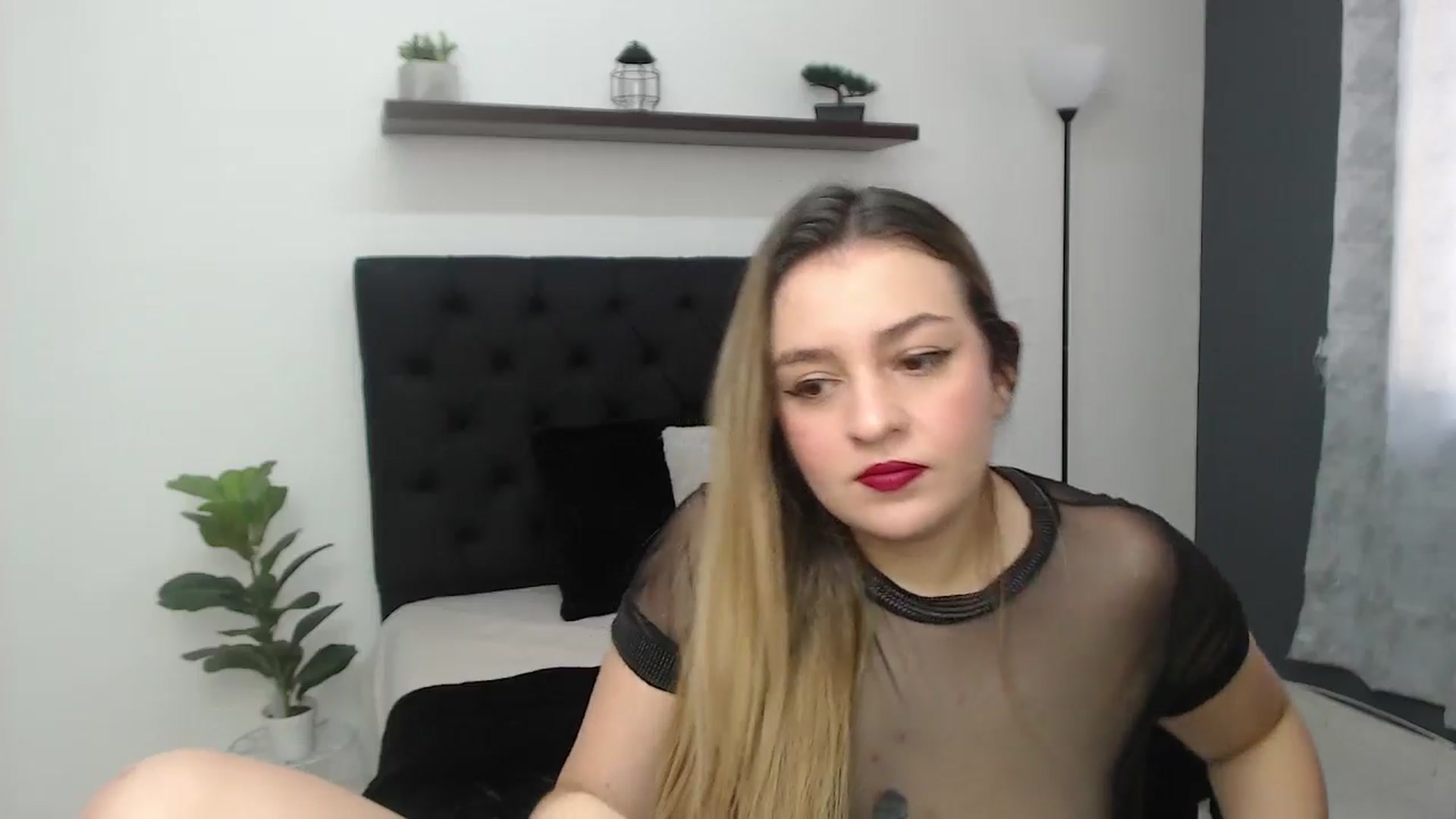 Gallery image thumbnail from CamilleDucan's myfreecams stream on, 06/20/2025, 14:03 image 13 of 20