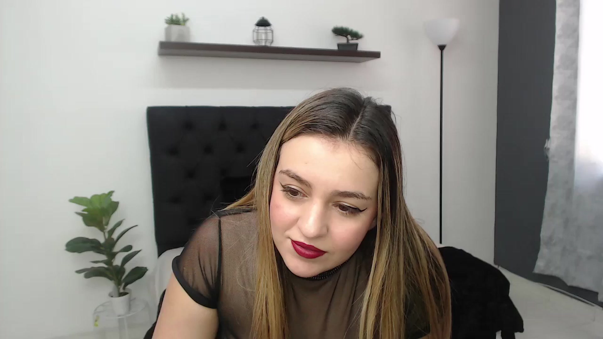 Gallery image thumbnail from CamilleDucan's myfreecams stream on, 06/20/2025, 14:57 image 1 of 20