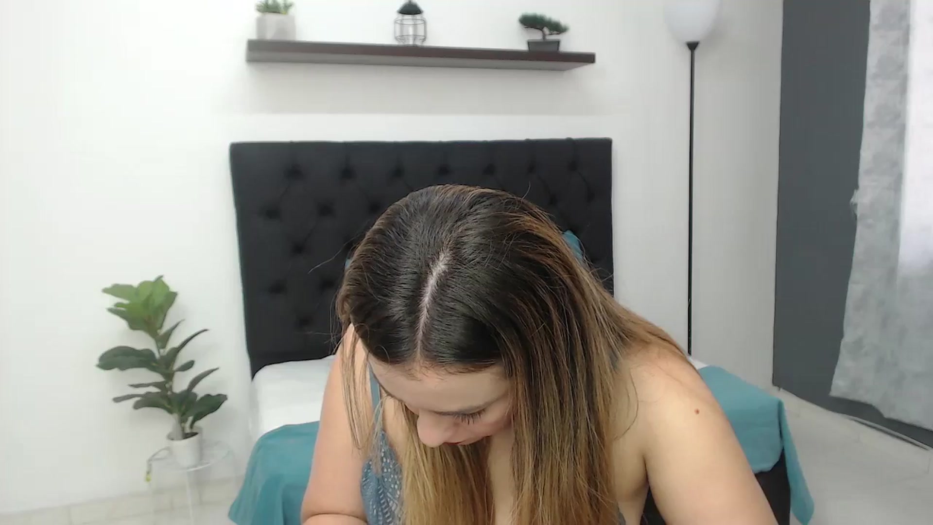 Gallery image thumbnail from CamilleDucan's myfreecams stream on, 06/24/2025, 13:53 image 17 of 20