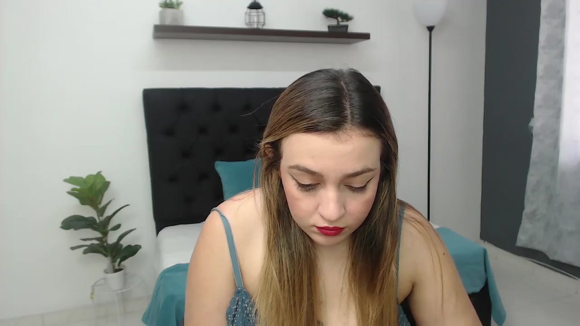 Gallery image thumbnail from CamilleDucan's myfreecams stream on, 06/24/2025, 14:25 image 5 of 20