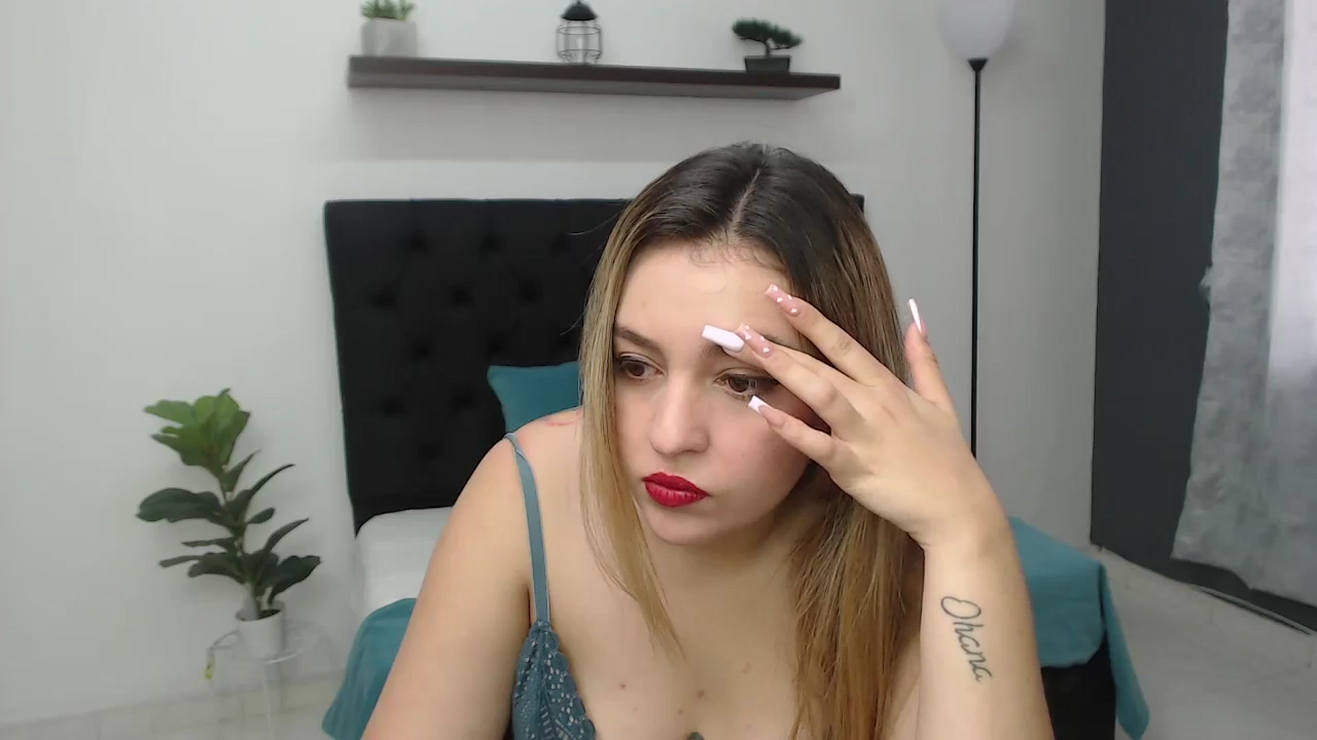 Gallery image thumbnail from CamilleDucan's myfreecams stream on, 06/24/2025, 14:25 image 2 of 20