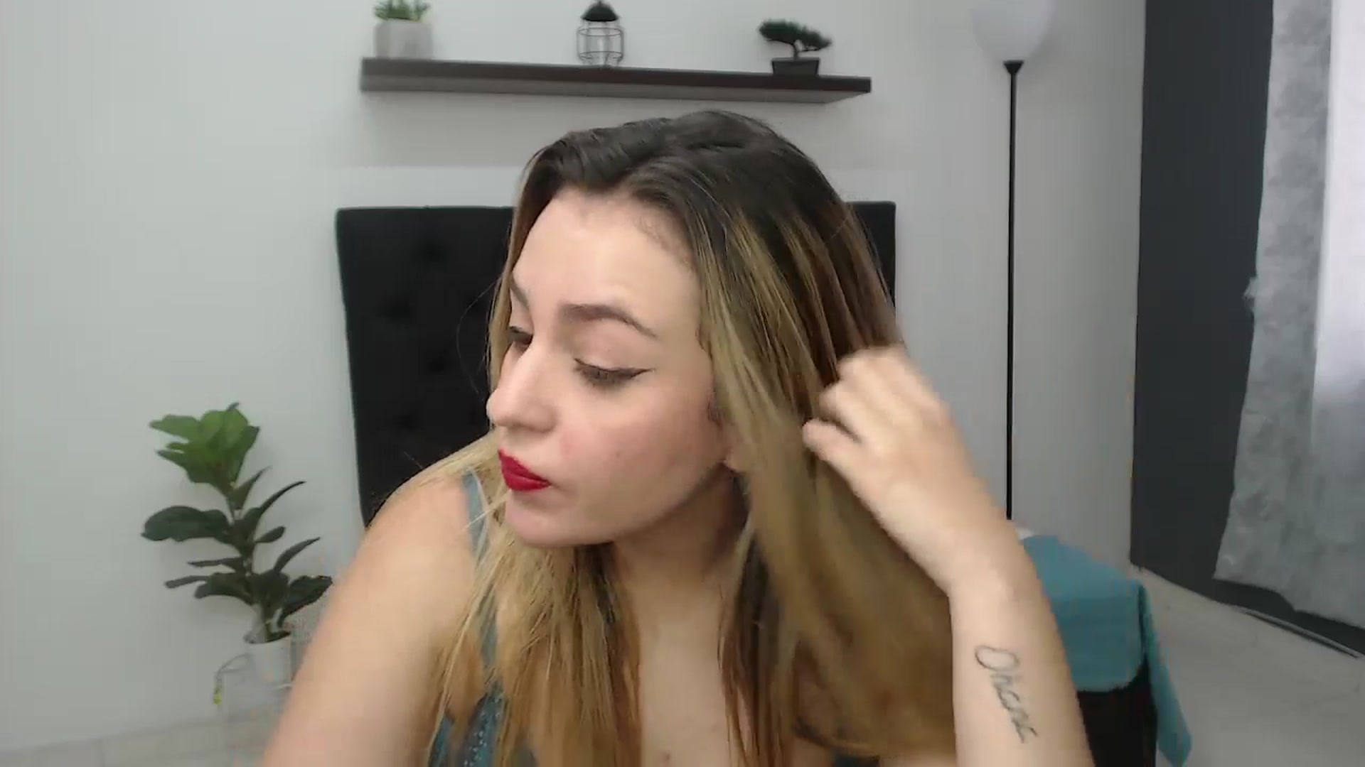 Gallery image thumbnail from CamilleDucan's myfreecams stream on, 06/24/2025, 15:26 image 12 of 20