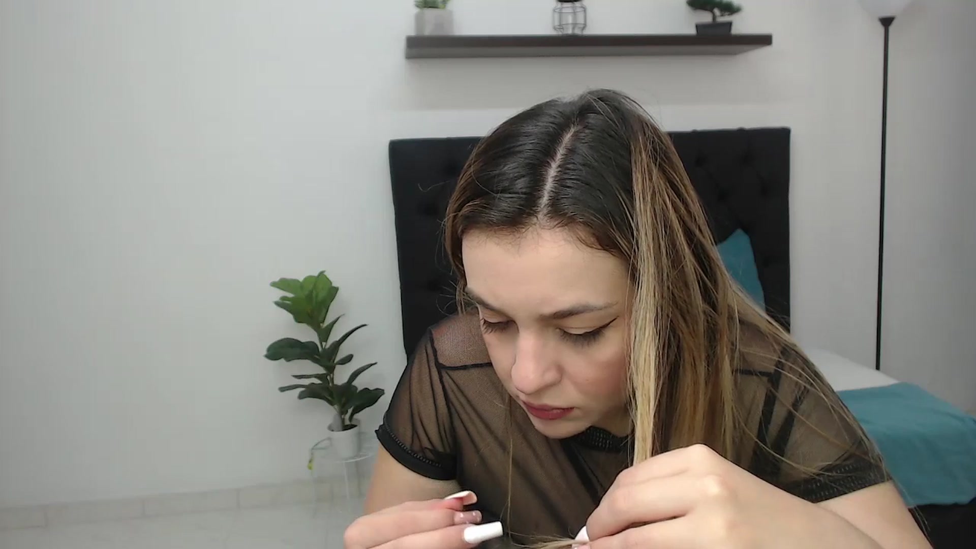 Gallery image thumbnail from CamilleDucan's myfreecams stream on, 06/25/2025, 14:02 image 7 of 20