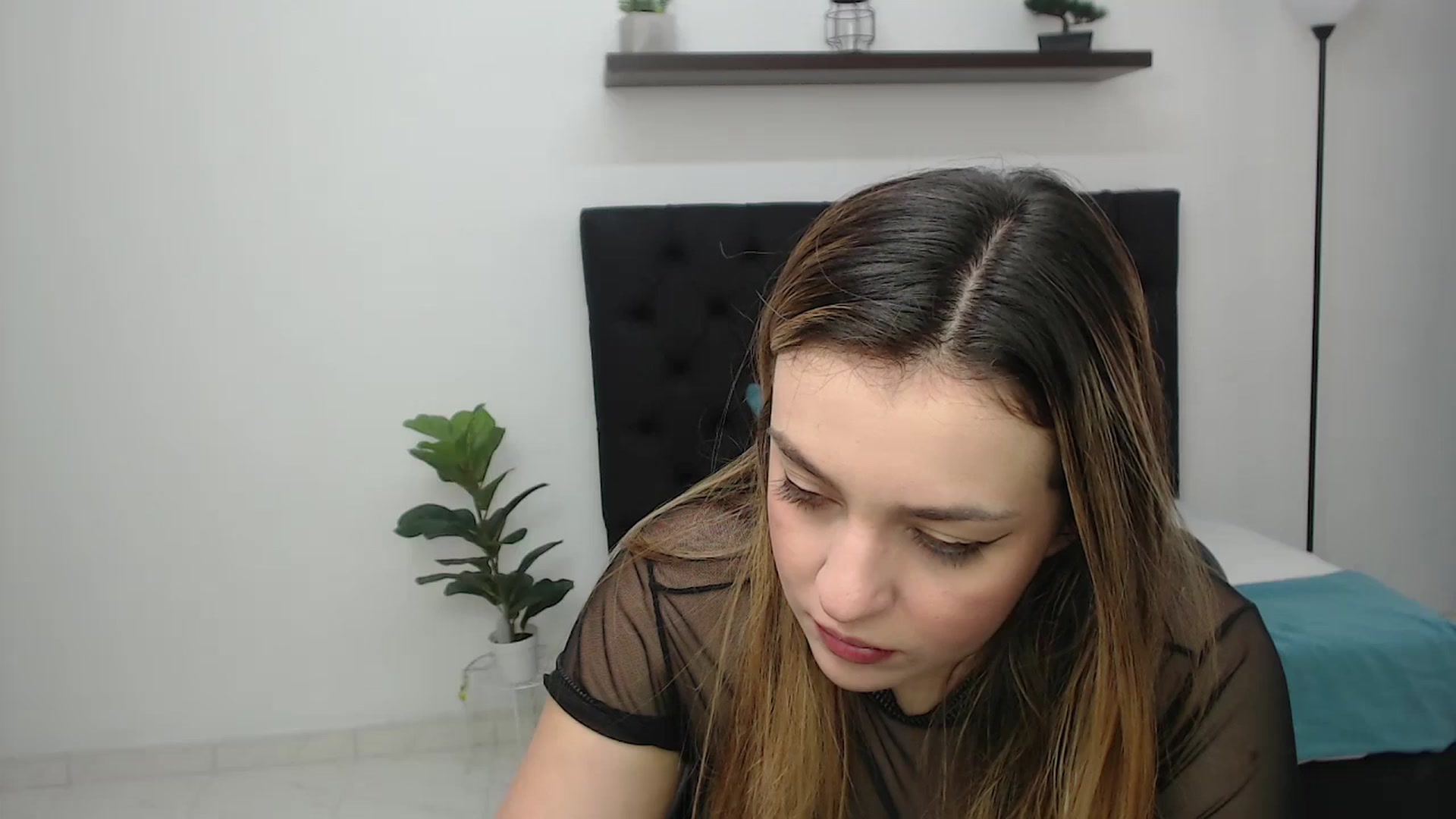 Gallery image thumbnail from CamilleDucan's myfreecams stream on, 06/25/2025, 14:02 image 12 of 20