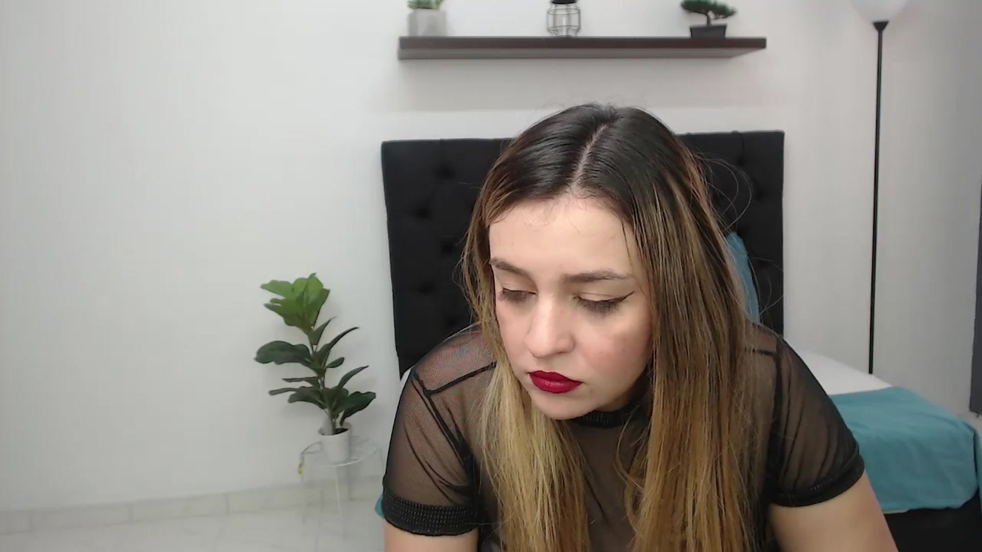 Gallery image thumbnail from CamilleDucan's myfreecams stream on, 06/25/2025, 14:31 image 13 of 20