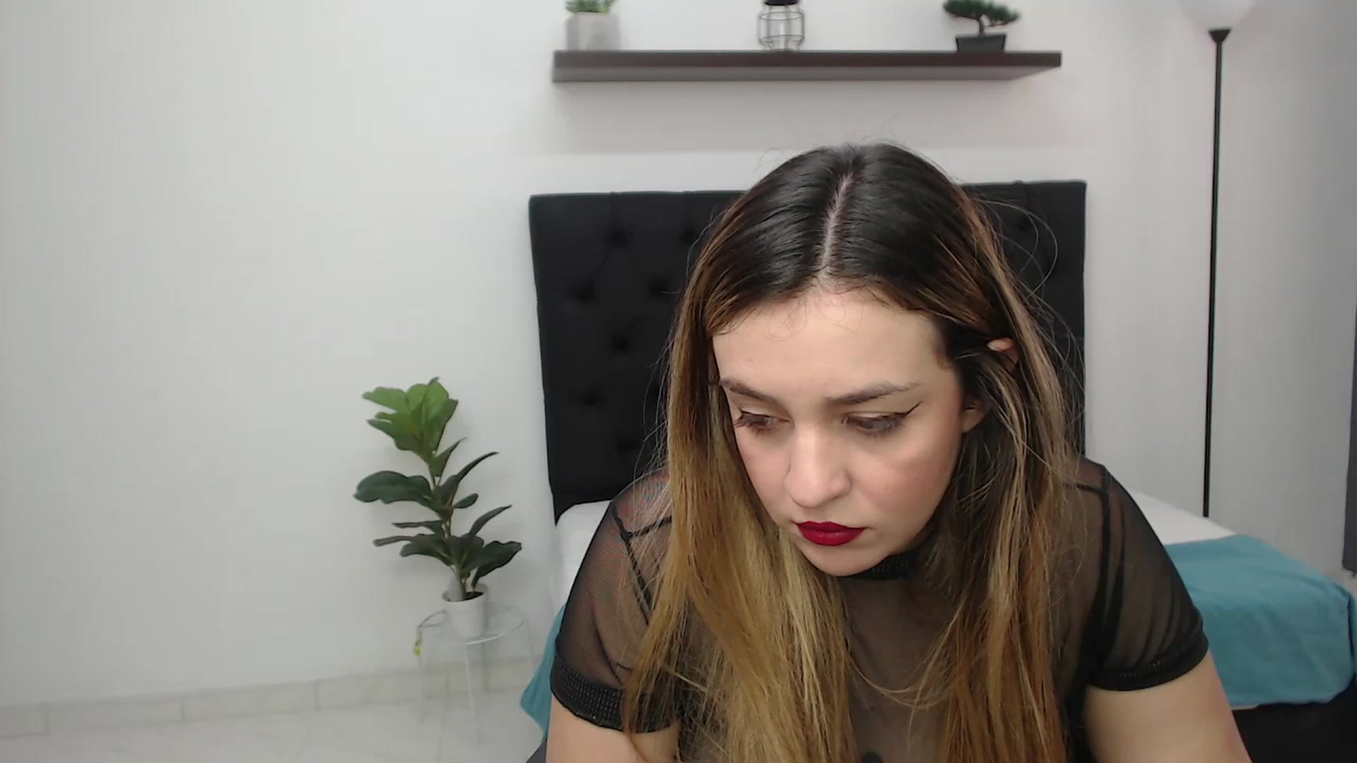 Gallery image thumbnail from CamilleDucan's myfreecams stream on, 06/25/2025, 14:31 image 16 of 20