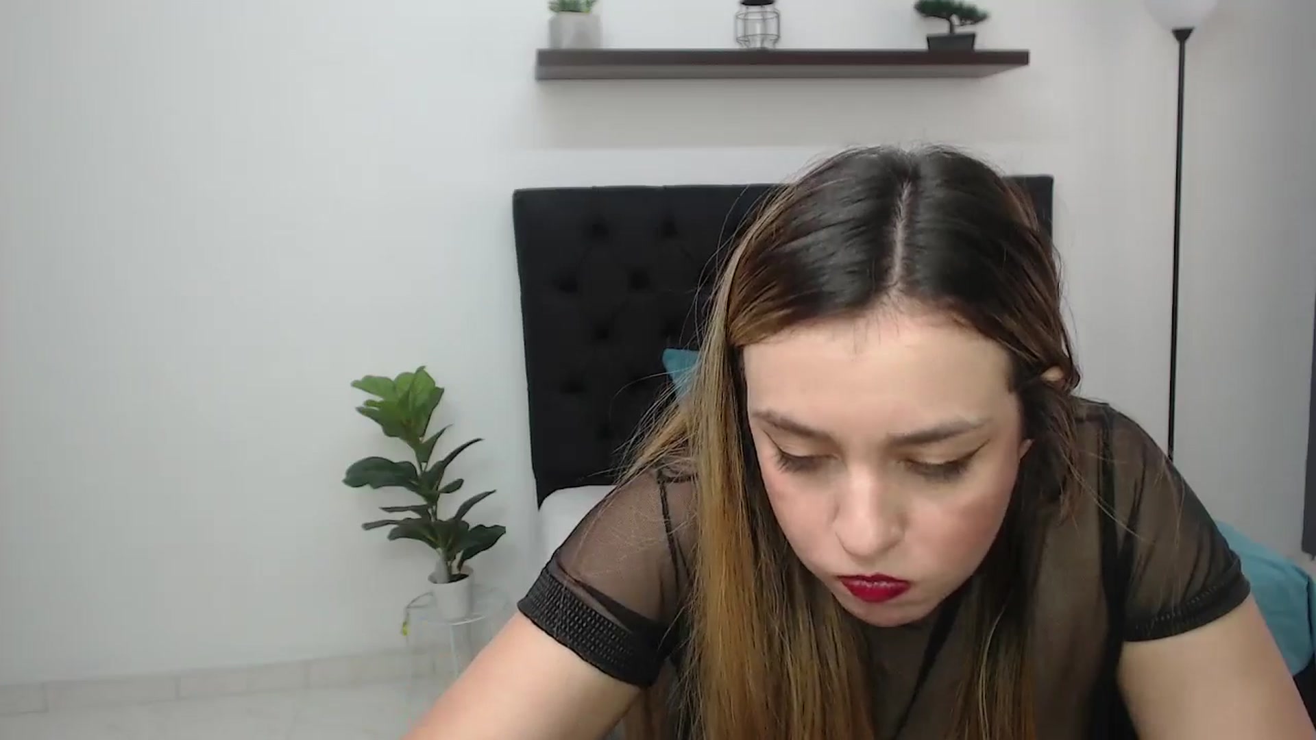 Gallery image thumbnail from CamilleDucan's myfreecams stream on, 06/25/2025, 15:15 image 6 of 20