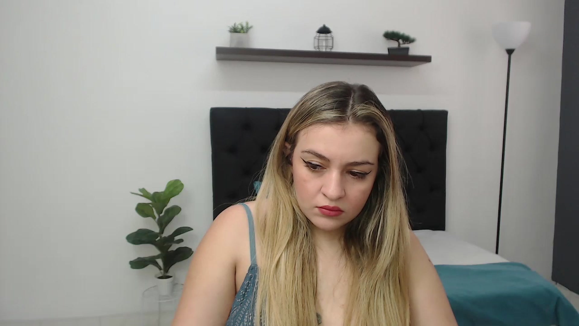 Gallery image thumbnail from CamilleDucan's myfreecams stream on, 07/23/2025, 13:25 image 20 of 20