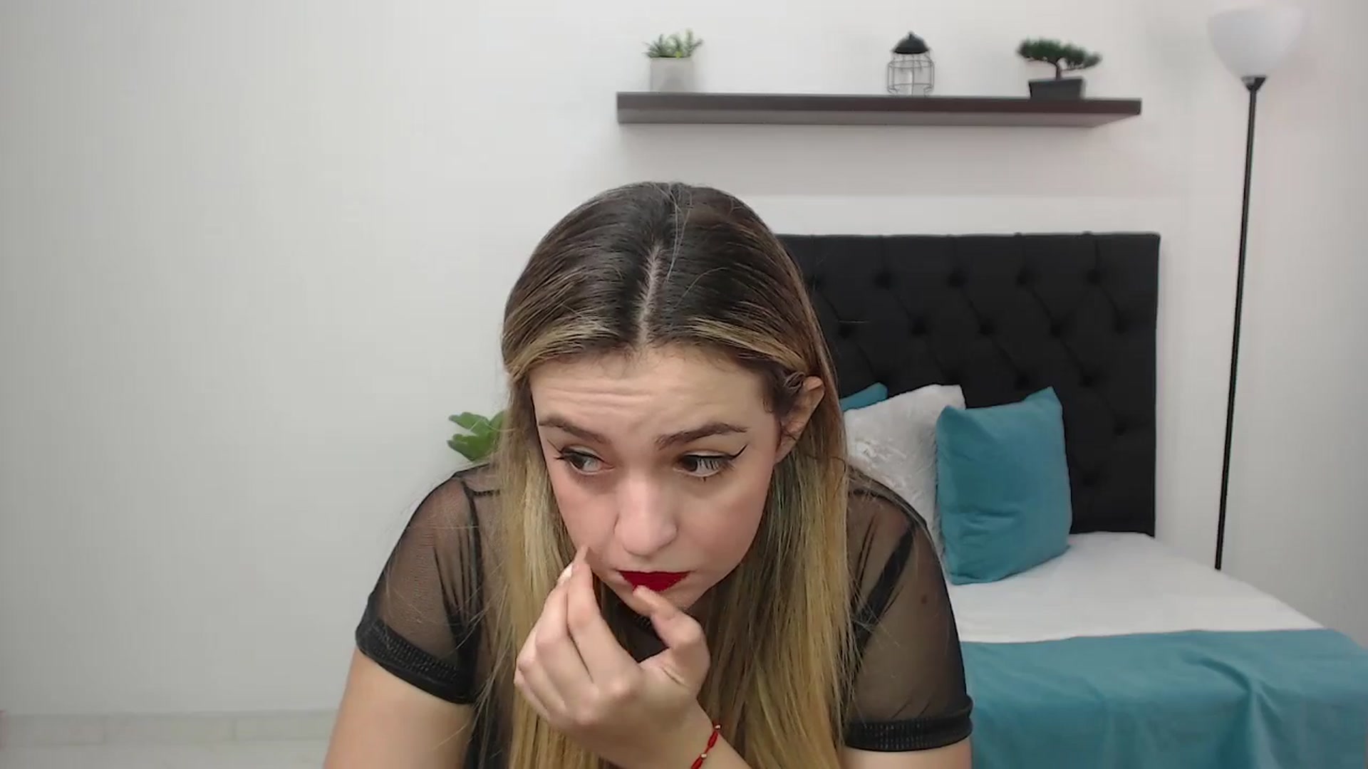 Gallery image thumbnail from CamilleDucan's myfreecams stream on, 08/27/2025, 14:03 image 3 of 20