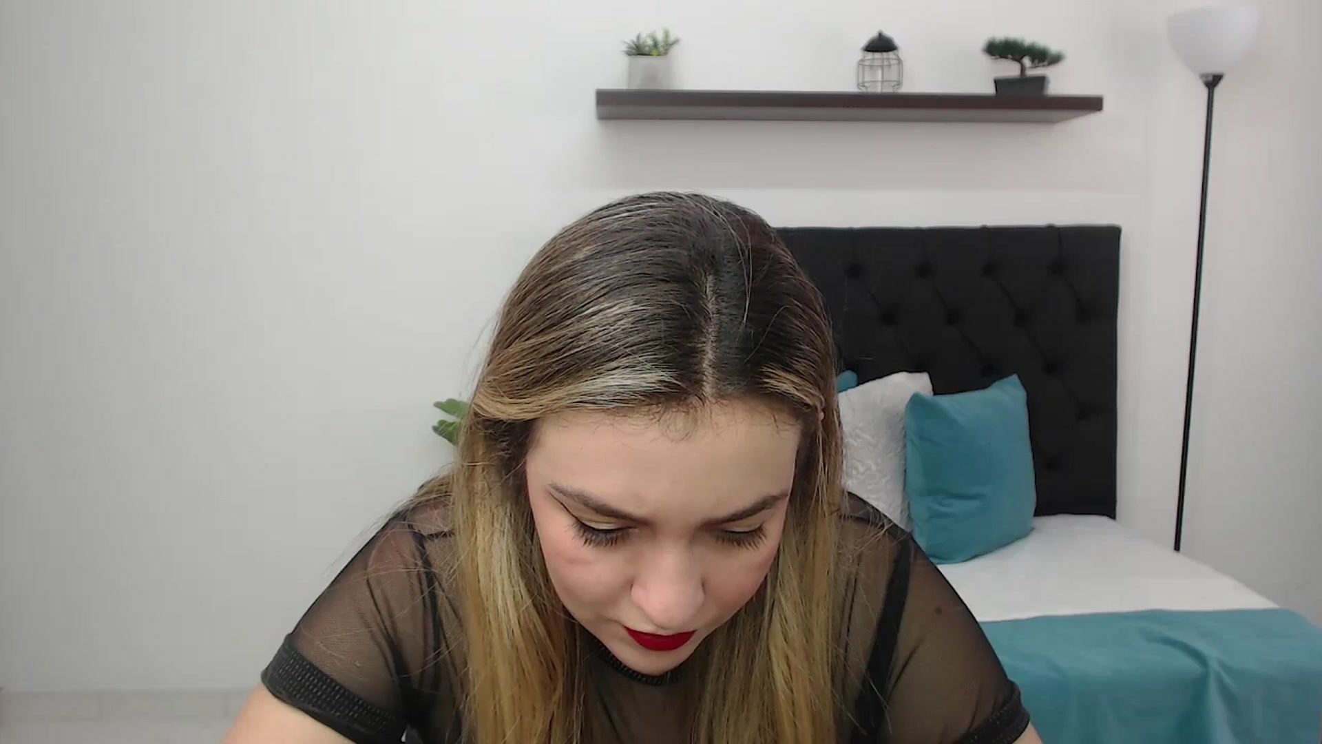 Gallery image thumbnail from CamilleDucan's myfreecams stream on, 08/27/2025, 14:03 image 13 of 20