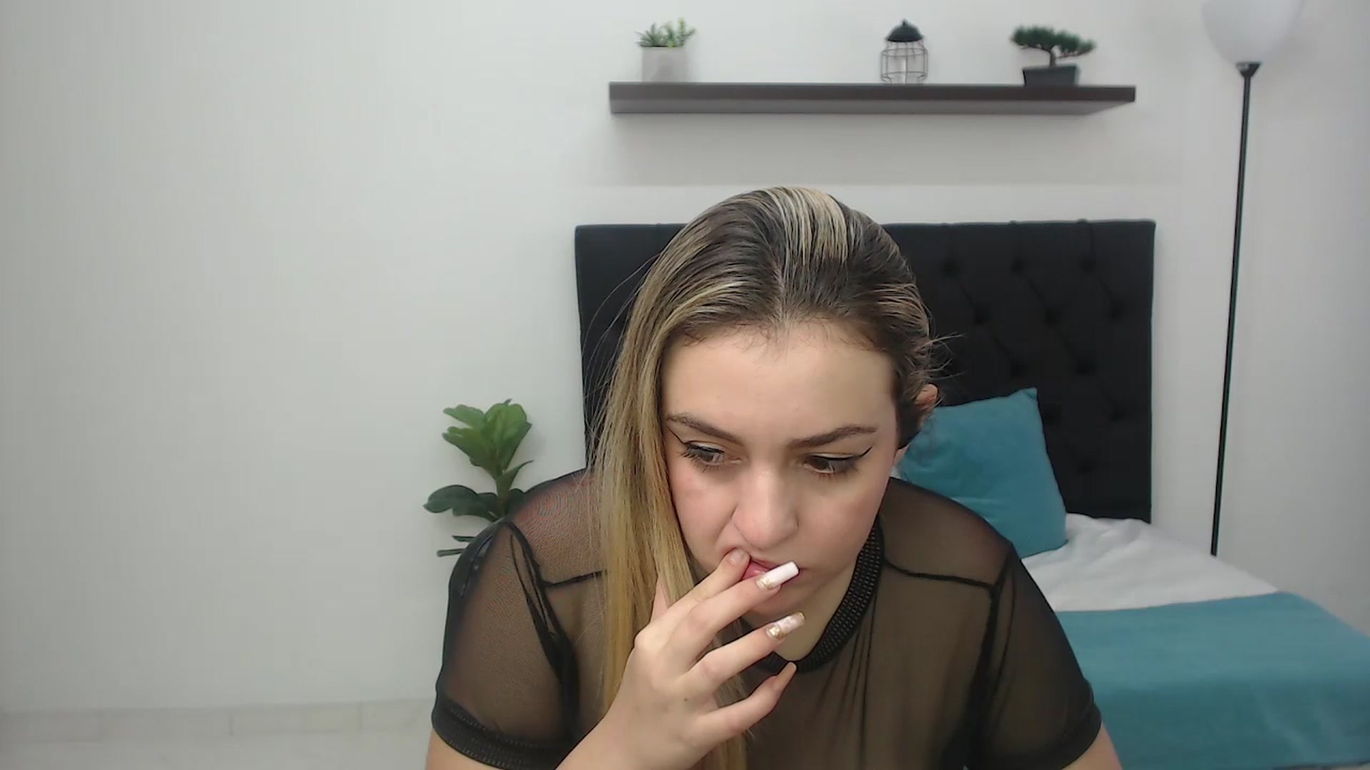 Gallery image thumbnail from CamilleDucan's myfreecams stream on, 08/27/2025, 16:42 image 14 of 20