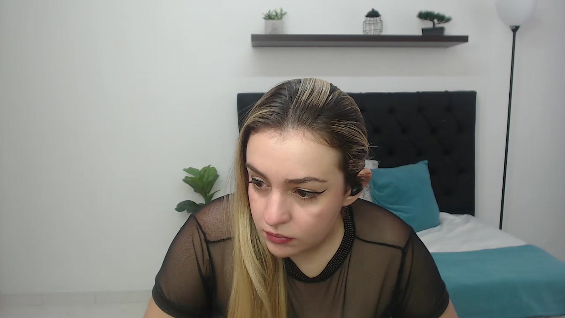 Gallery image thumbnail from CamilleDucan's myfreecams stream on, 08/27/2025, 16:42 image 13 of 20