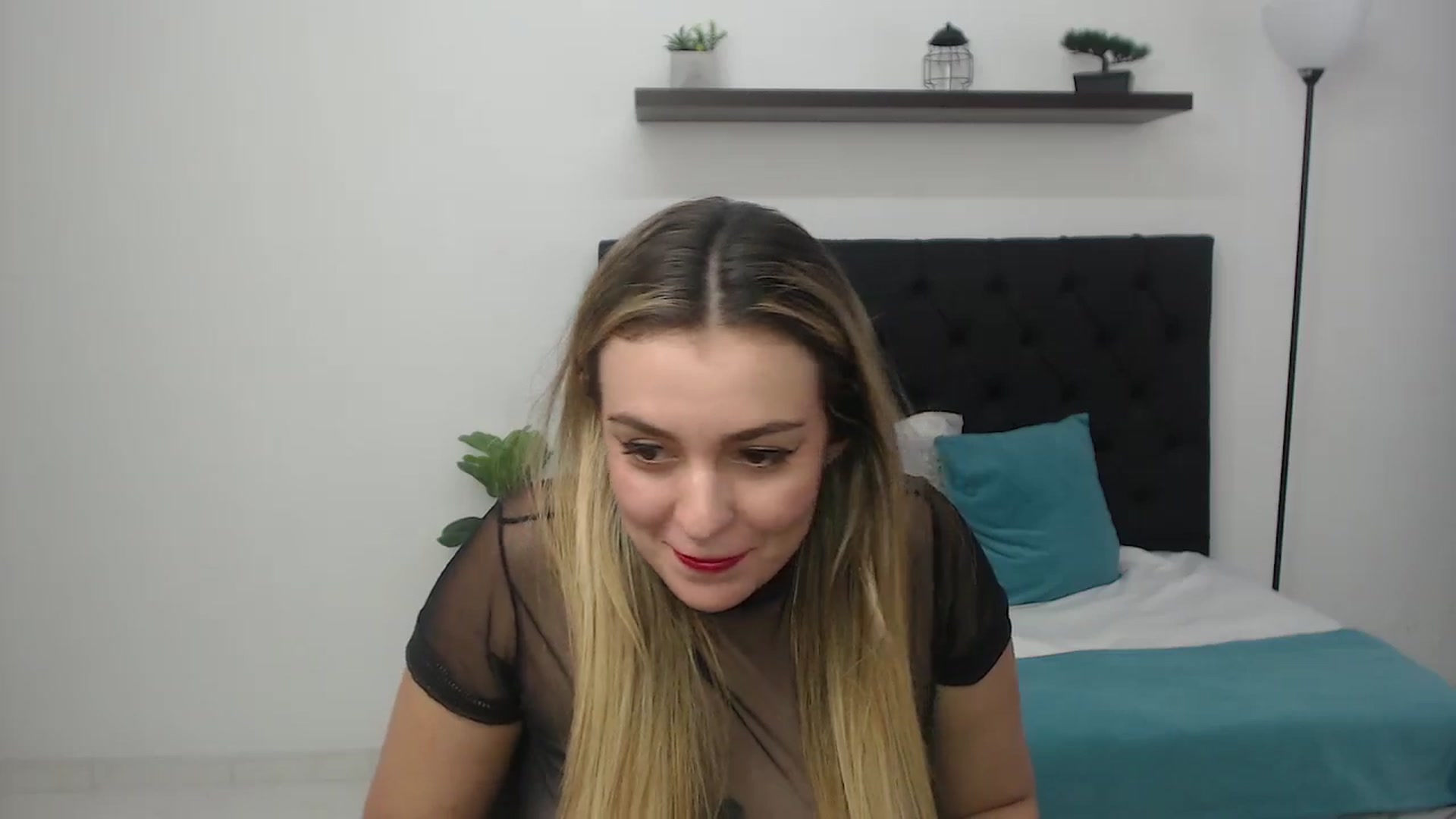 Gallery image thumbnail from CamilleDucan's myfreecams stream on, 08/27/2025, 18:28 image 17 of 20