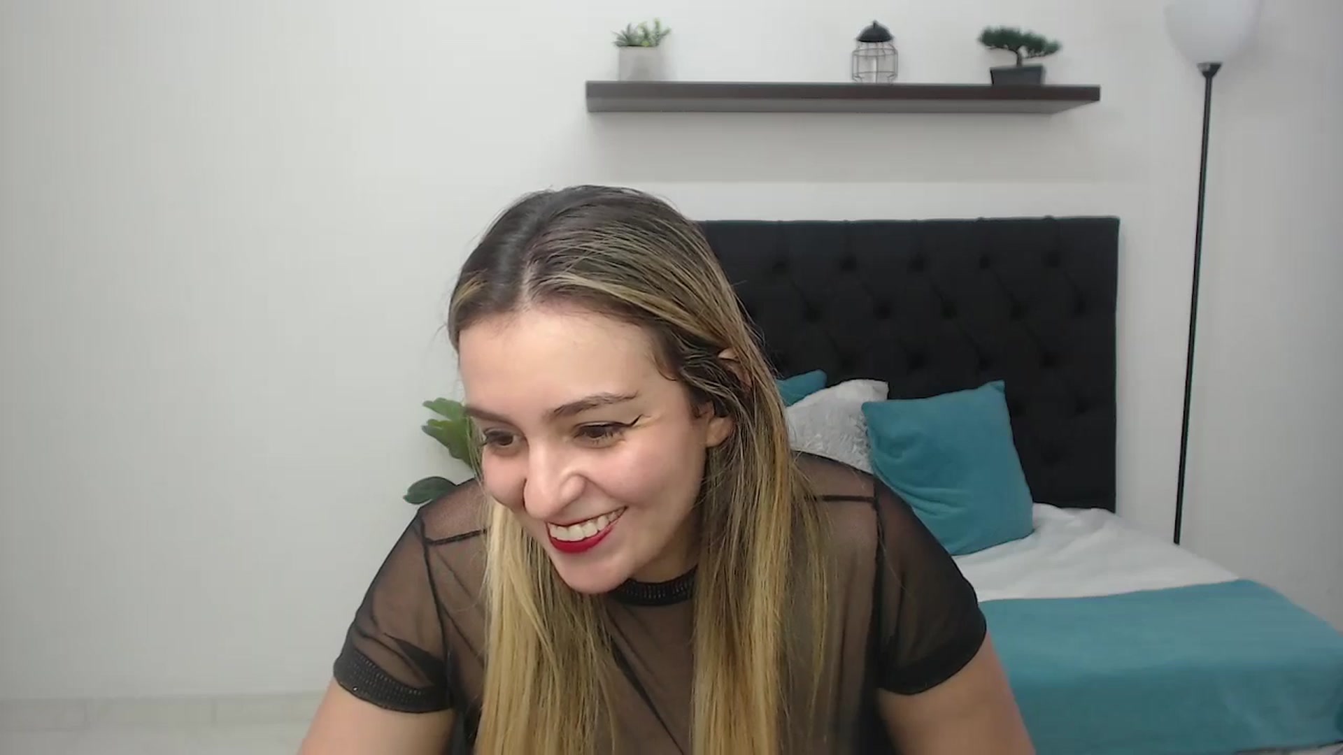 Gallery image thumbnail from CamilleDucan's myfreecams stream on, 08/27/2025, 18:28 image 14 of 20