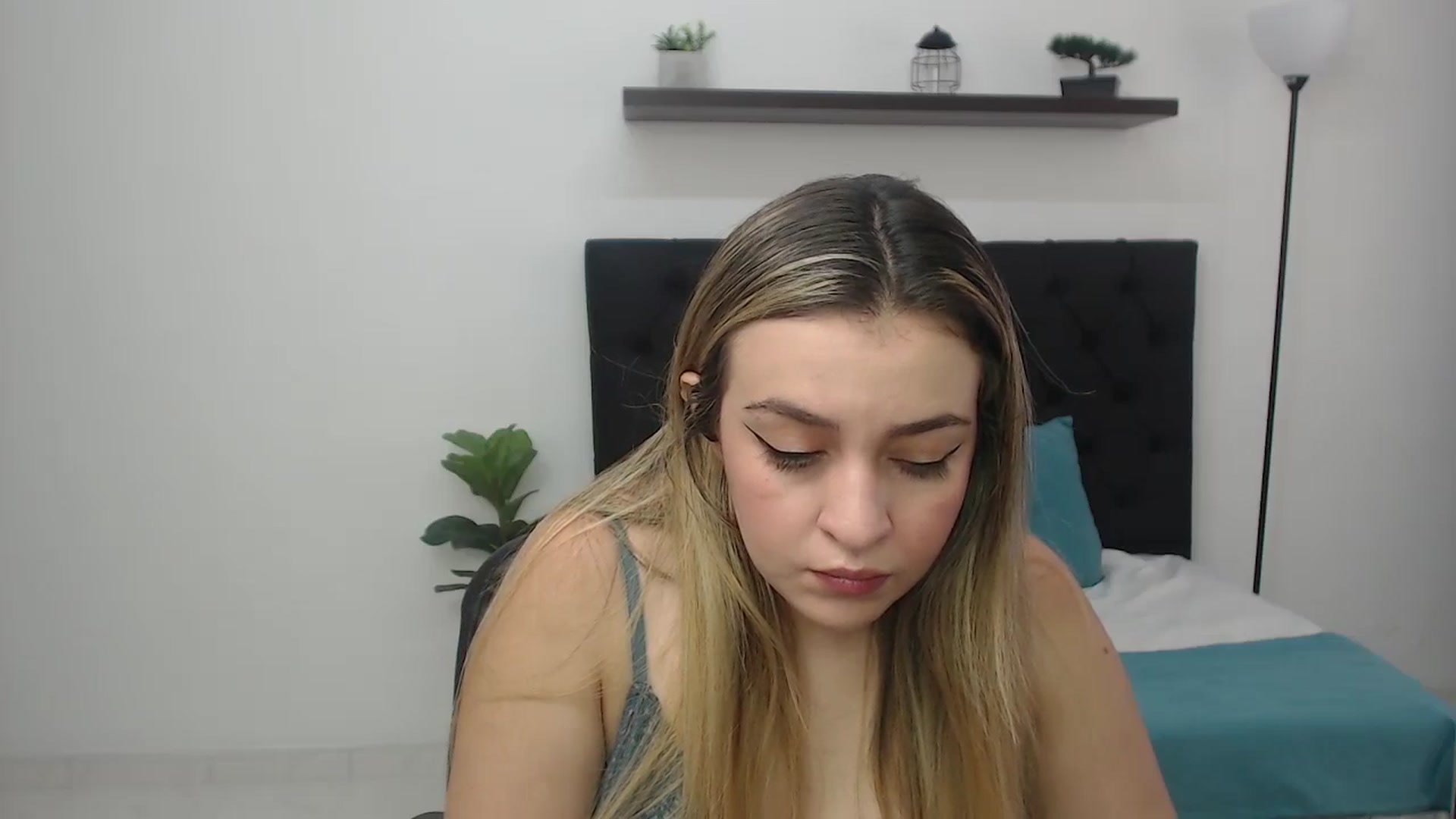 Gallery image thumbnail from CamilleDucan's myfreecams stream on, 08/28/2025, 13:41 image 4 of 20