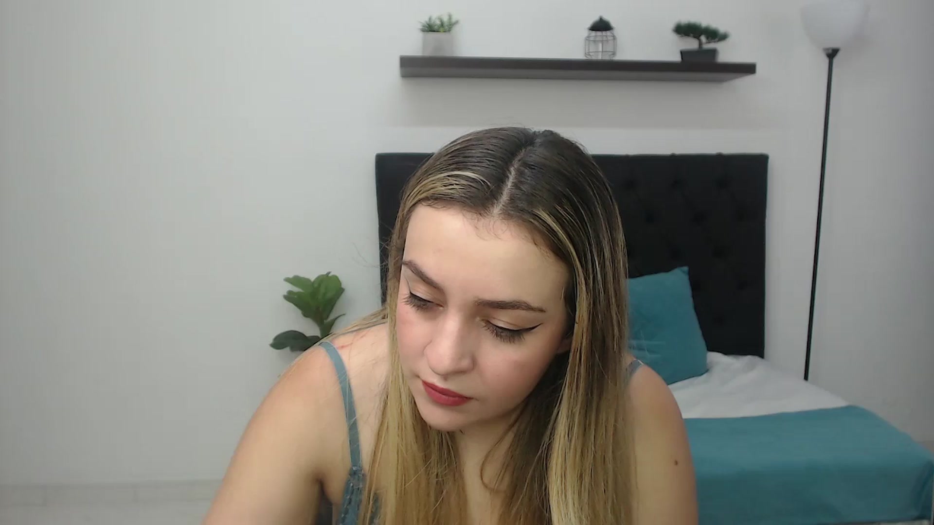 Gallery image thumbnail from CamilleDucan's myfreecams stream on, 08/28/2025, 13:41 image 20 of 20