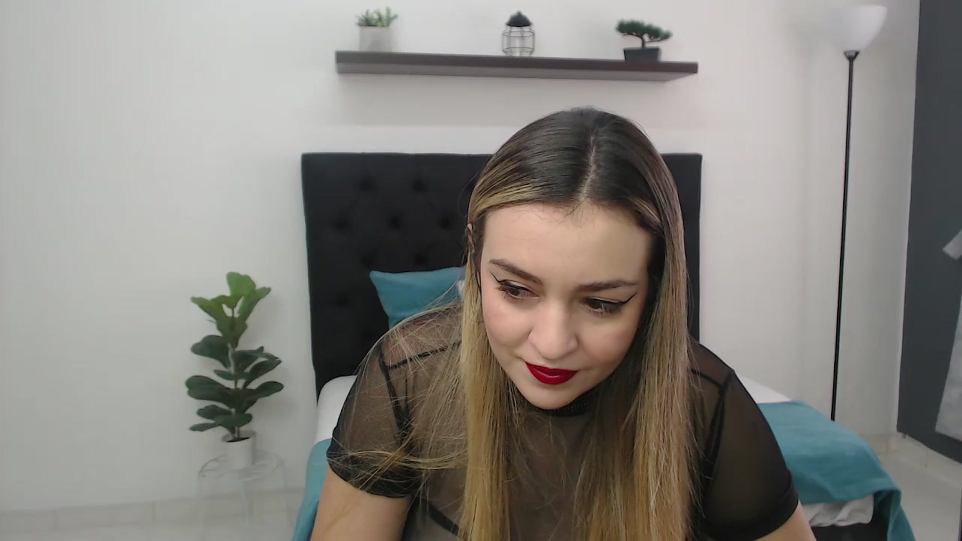 Gallery image thumbnail from CamilleDucan's myfreecams stream on, 09/25/2025, 13:23 image 17 of 20
