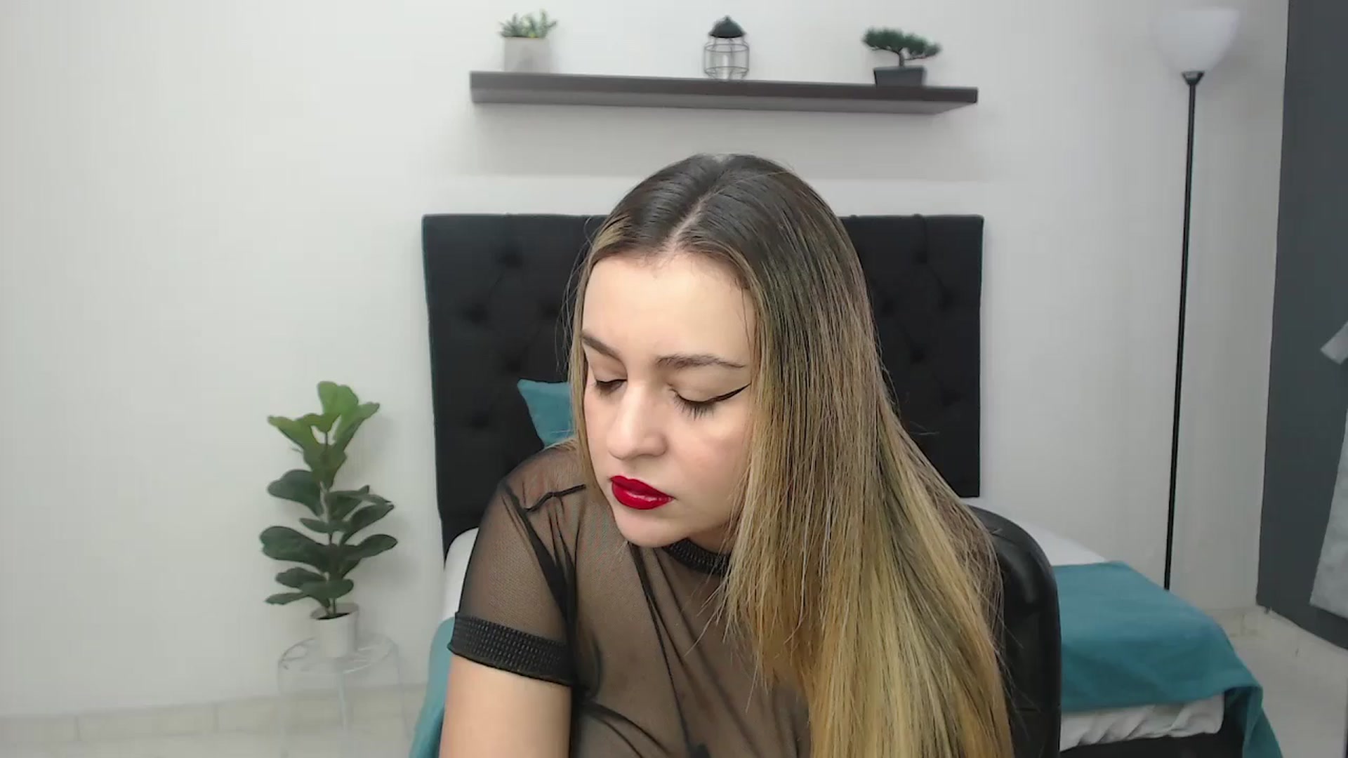 Gallery image thumbnail from CamilleDucan's myfreecams stream on, 09/25/2025, 13:23 image 5 of 20