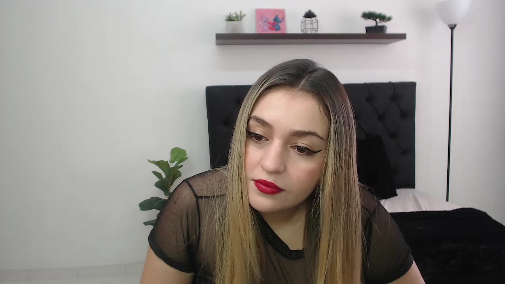 Gallery image thumbnail from CamilleDucan's myfreecams stream on, 10/22/2025, 13:40 image 17 of 20