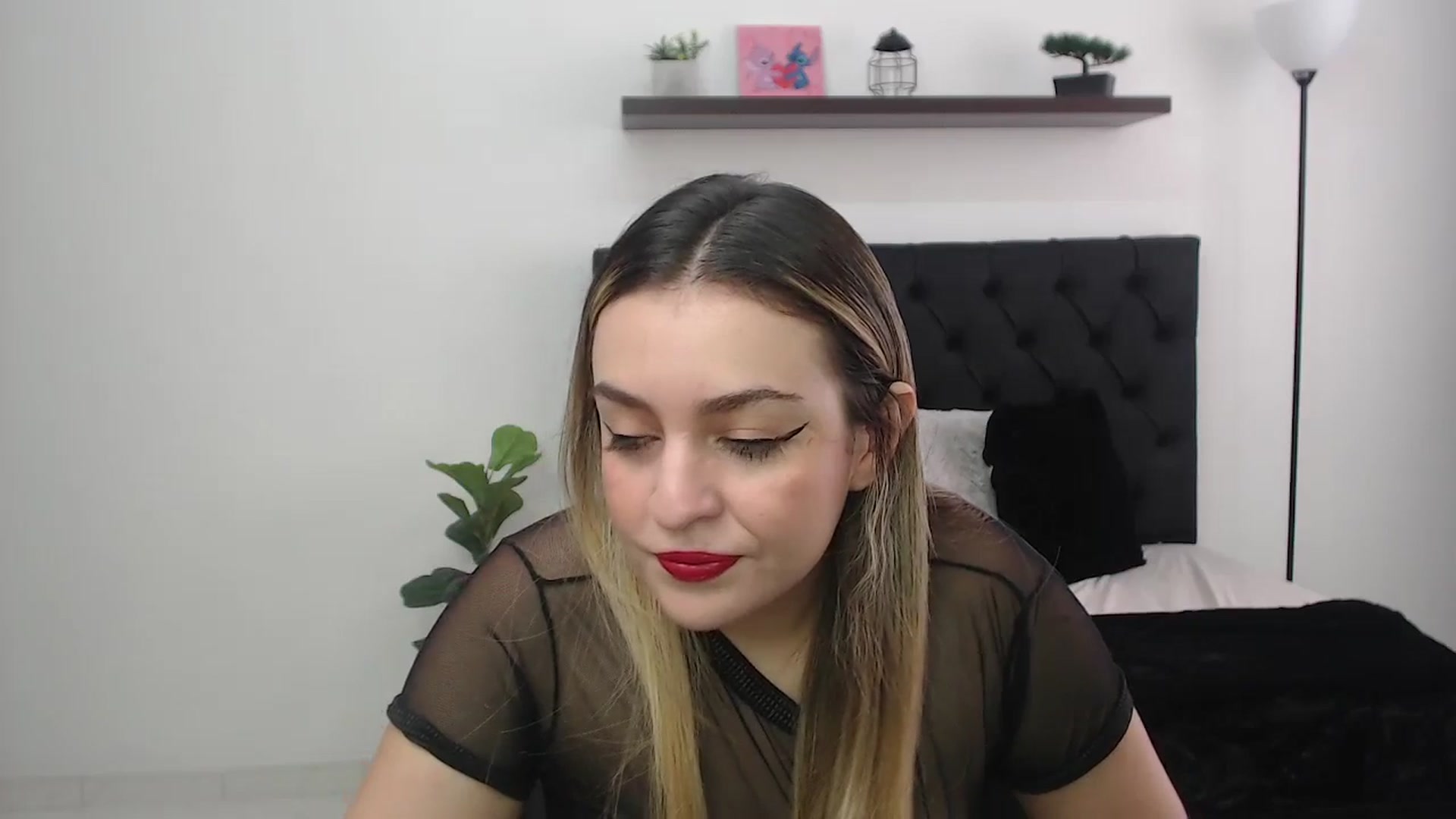 Gallery image thumbnail from CamilleDucan's myfreecams stream on, 10/22/2025, 13:40 image 10 of 20