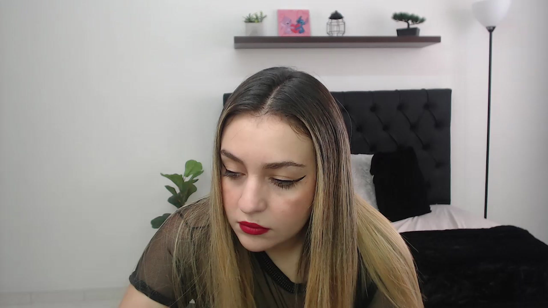 Gallery image thumbnail from CamilleDucan's myfreecams stream on, 10/22/2025, 13:40 image 14 of 20