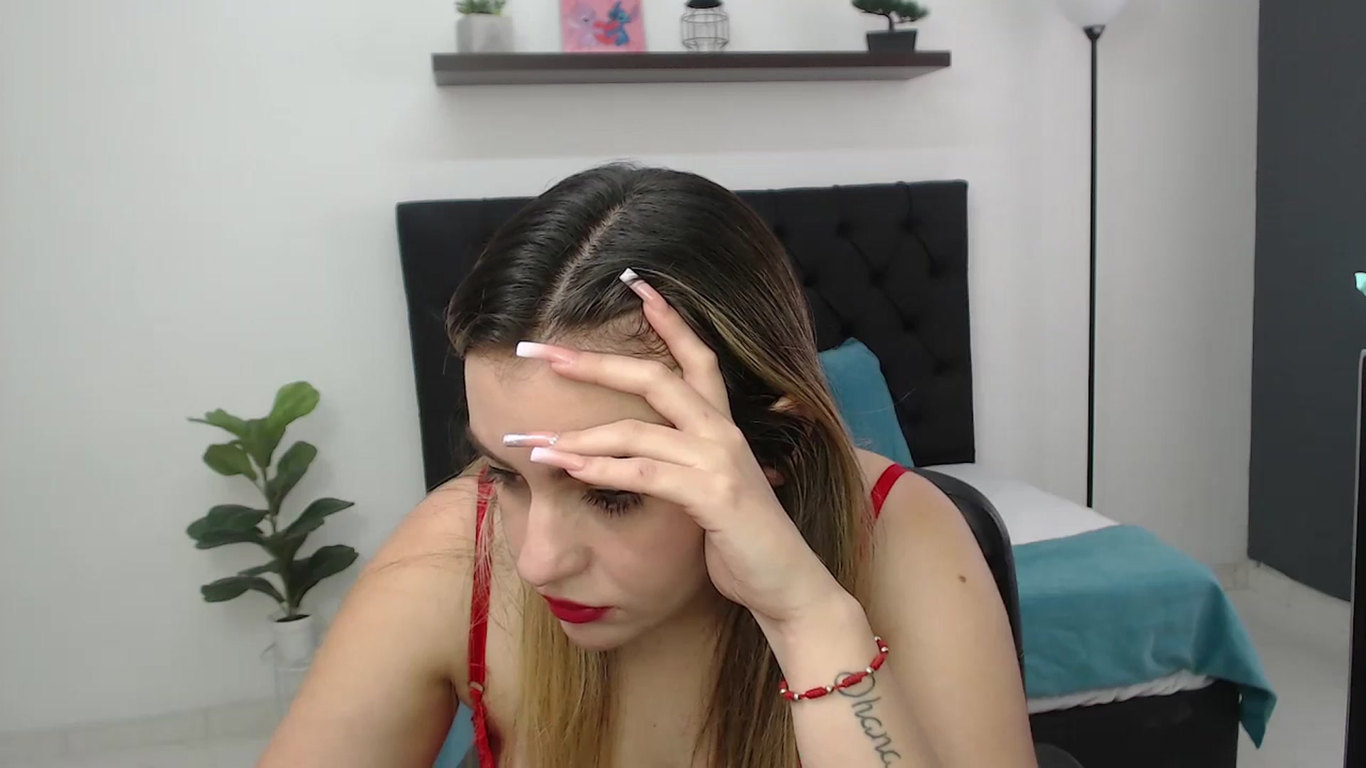 Gallery image thumbnail from CamilleDucan's myfreecams stream on, 11/11/2025, 15:54 image 9 of 20