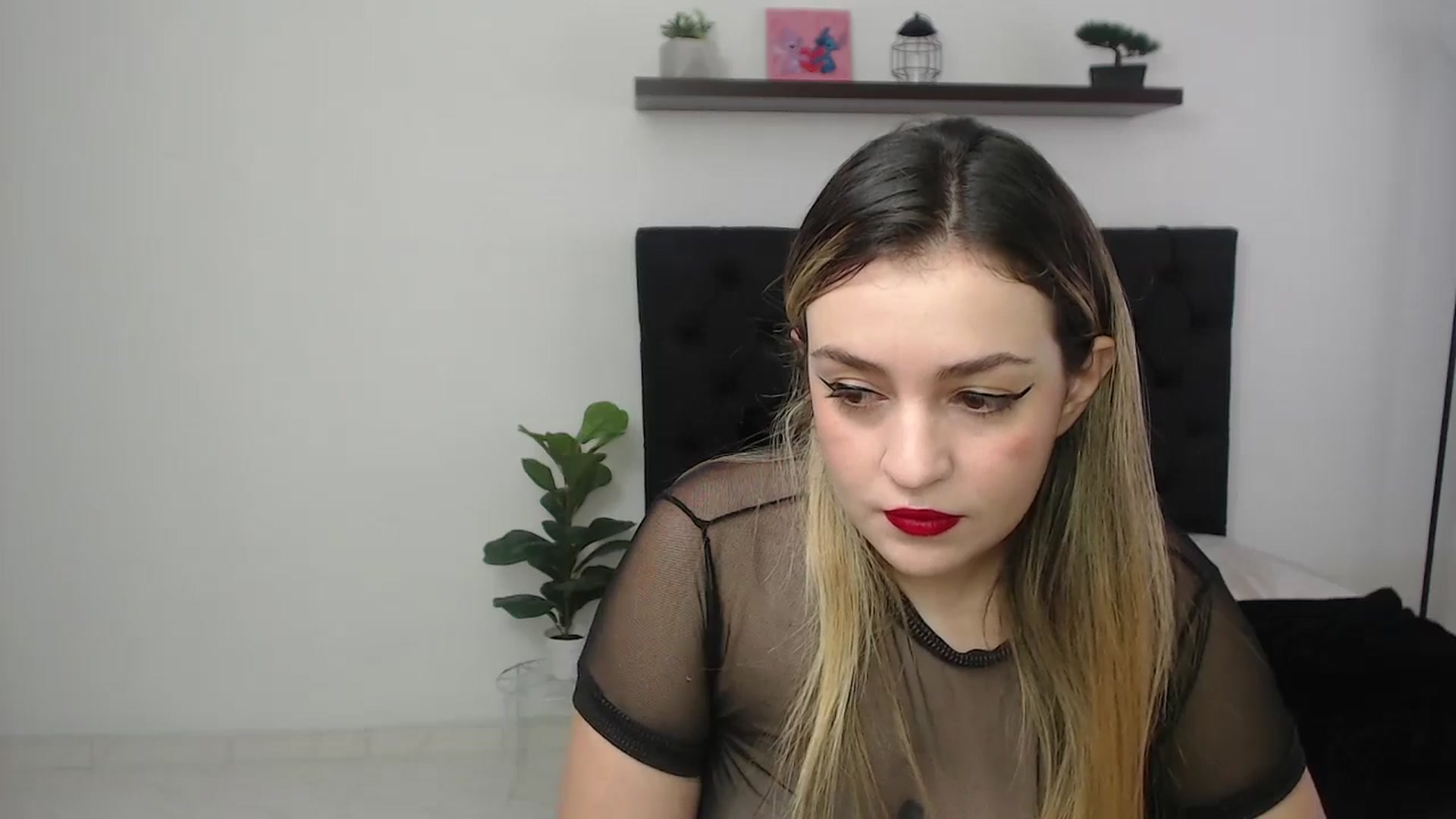 Gallery image thumbnail from CamilleDucan's myfreecams stream on, 11/20/2025, 14:00 image 9 of 20