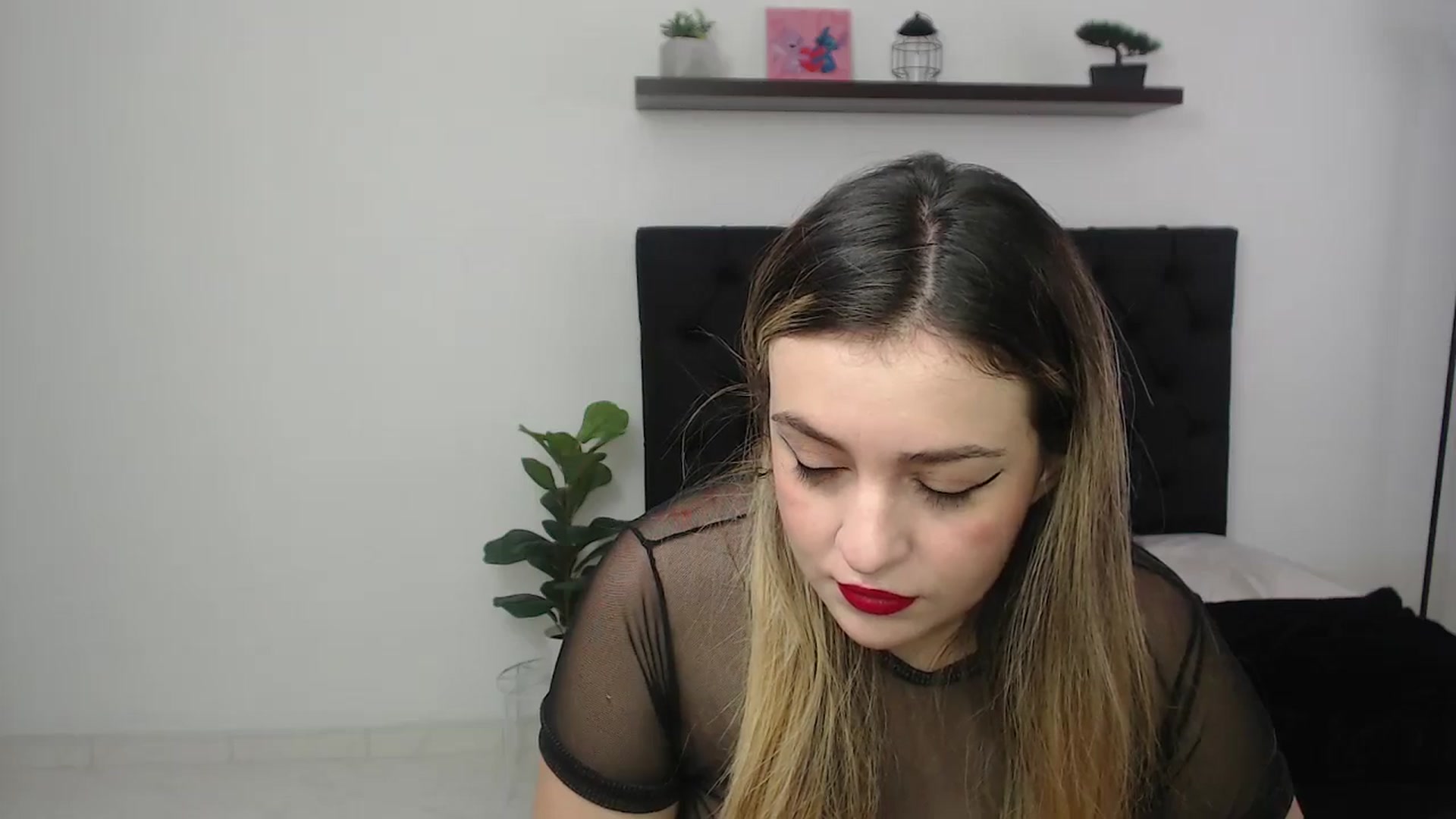 Gallery image thumbnail from CamilleDucan's myfreecams stream on, 11/20/2025, 14:26 image 11 of 20