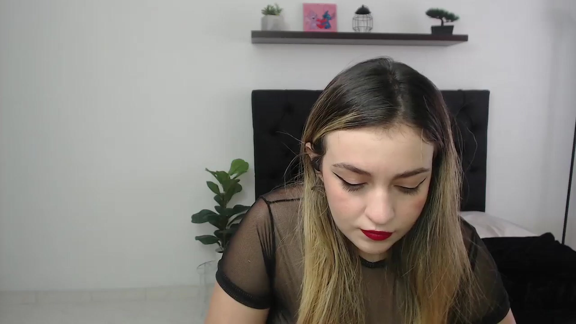 Gallery image thumbnail from CamilleDucan's myfreecams stream on, 11/20/2025, 14:26 image 17 of 20