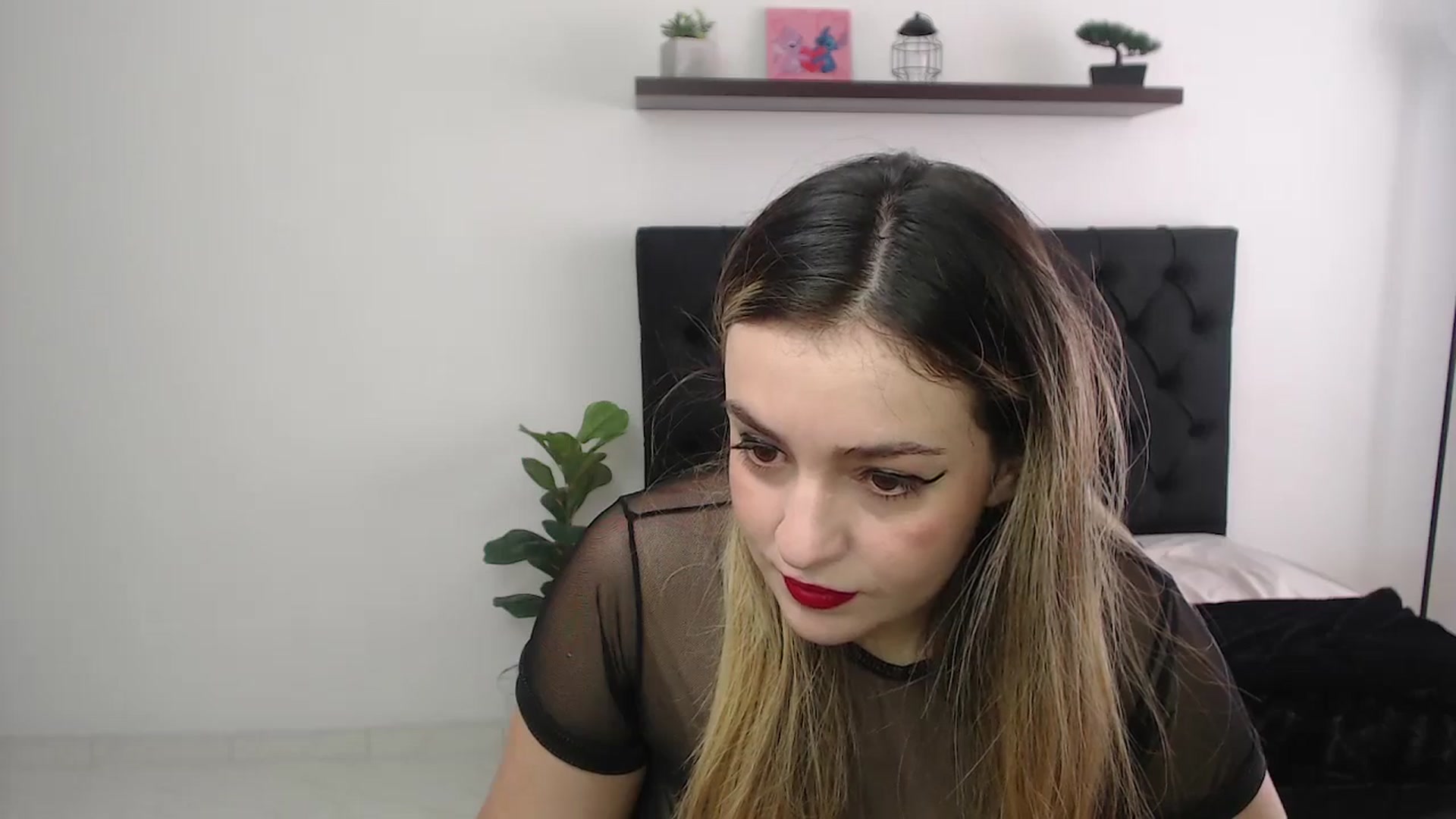 Gallery image thumbnail from CamilleDucan's myfreecams stream on, 11/20/2025, 14:26 image 16 of 20