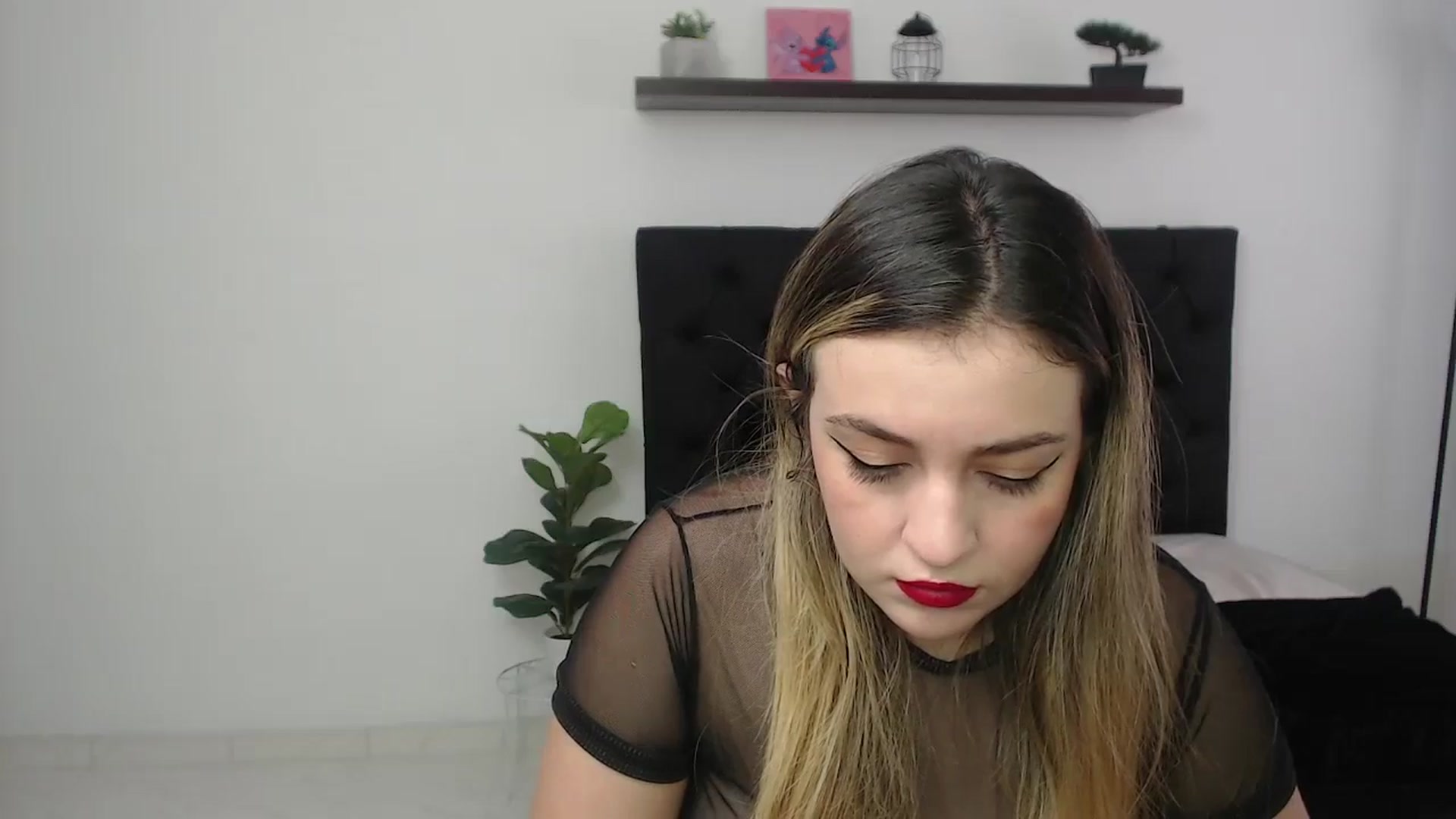 Gallery image thumbnail from CamilleDucan's myfreecams stream on, 11/20/2025, 14:26 image 13 of 20