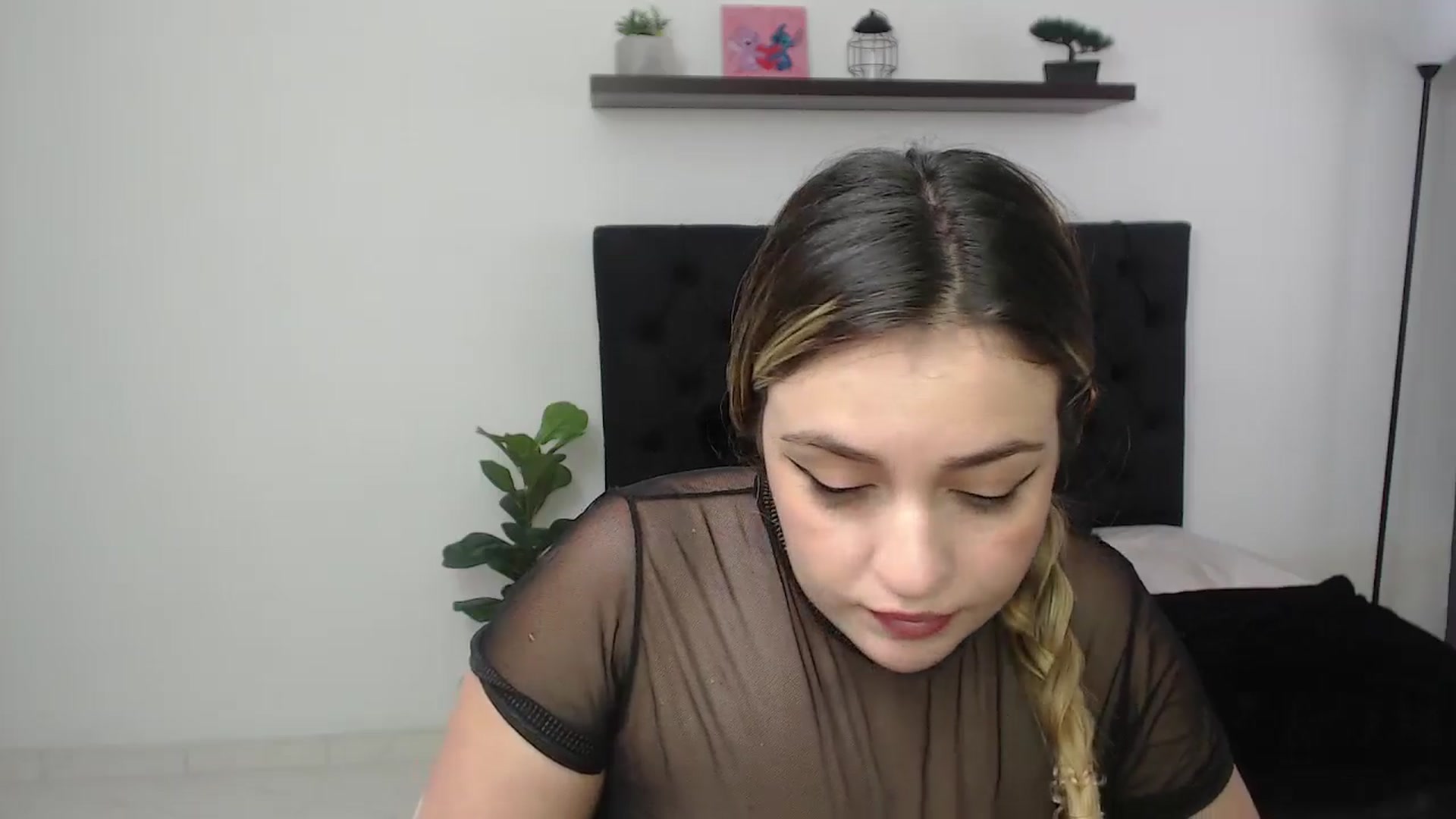 Gallery image thumbnail from CamilleDucan's myfreecams stream on, 11/20/2025, 16:50 image 20 of 20