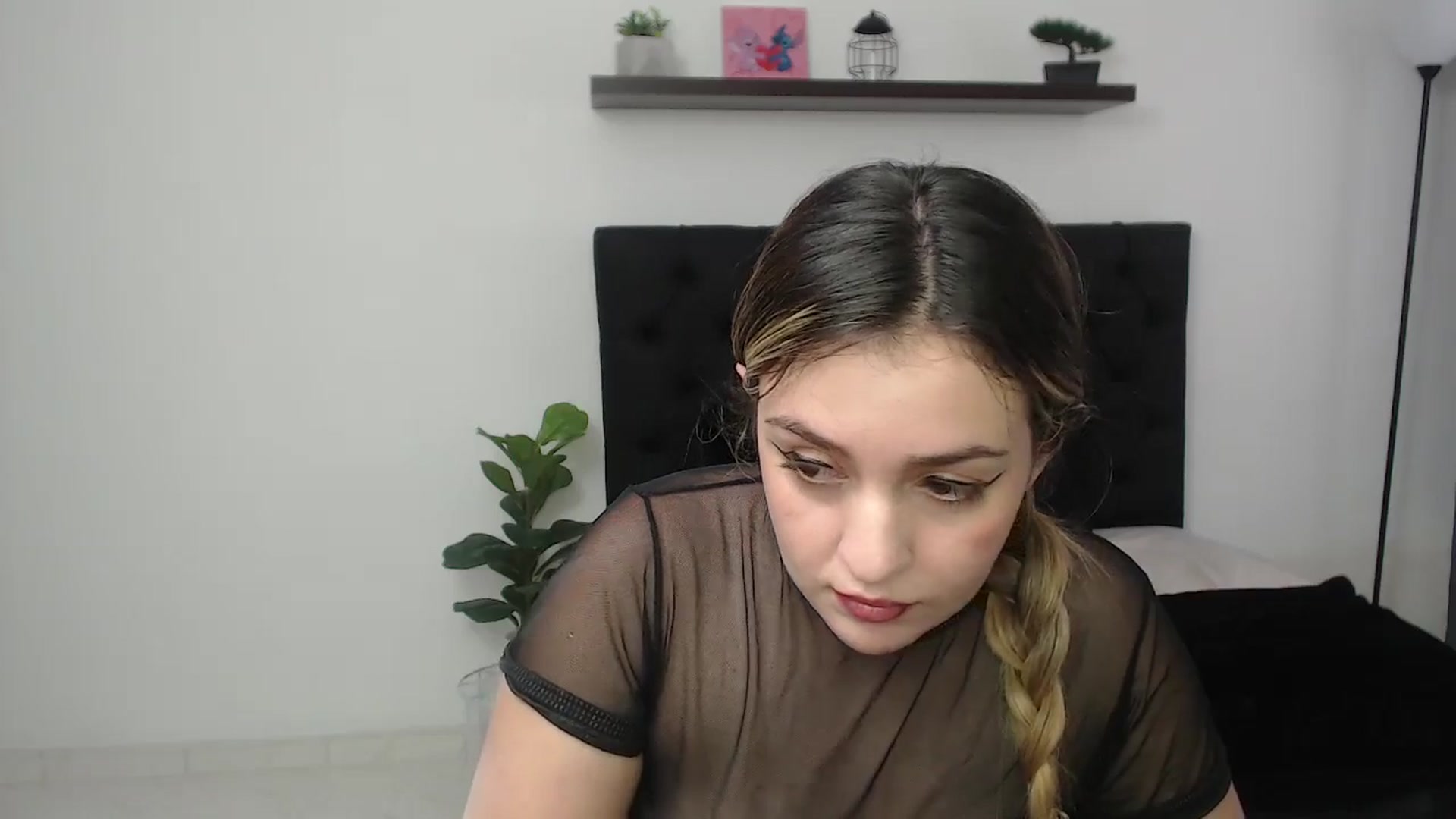 Gallery image thumbnail from CamilleDucan's myfreecams stream on, 11/20/2025, 18:36 image 2 of 20