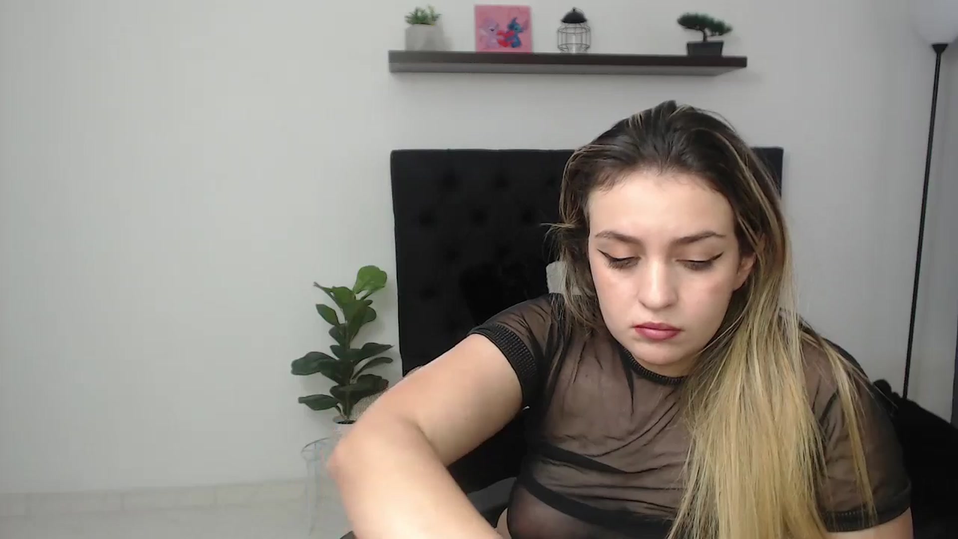 Gallery image thumbnail from CamilleDucan's myfreecams stream on, 11/20/2025, 18:36 image 19 of 20