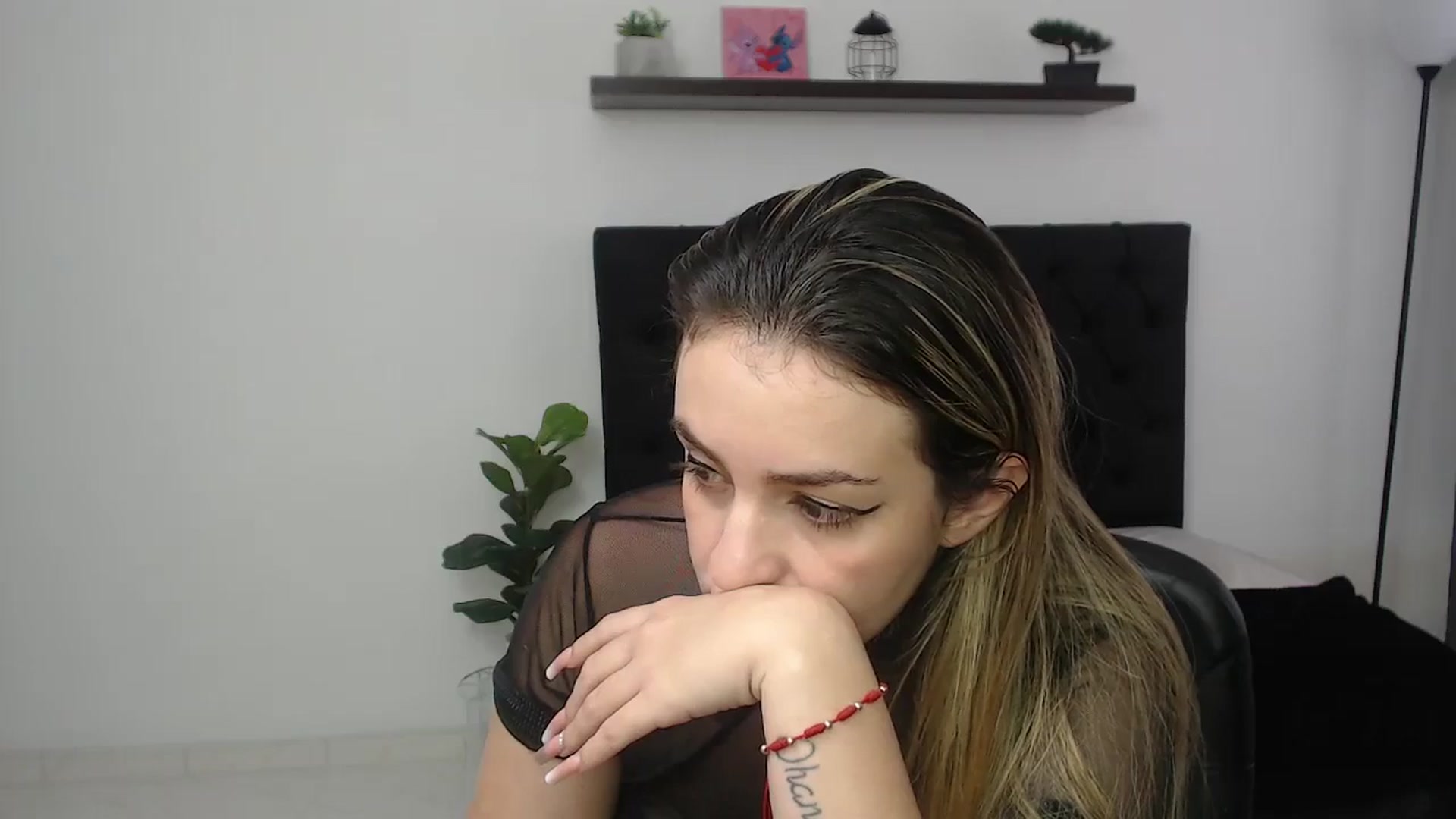 Gallery image thumbnail from CamilleDucan's myfreecams stream on, 11/20/2025, 18:36 image 15 of 20