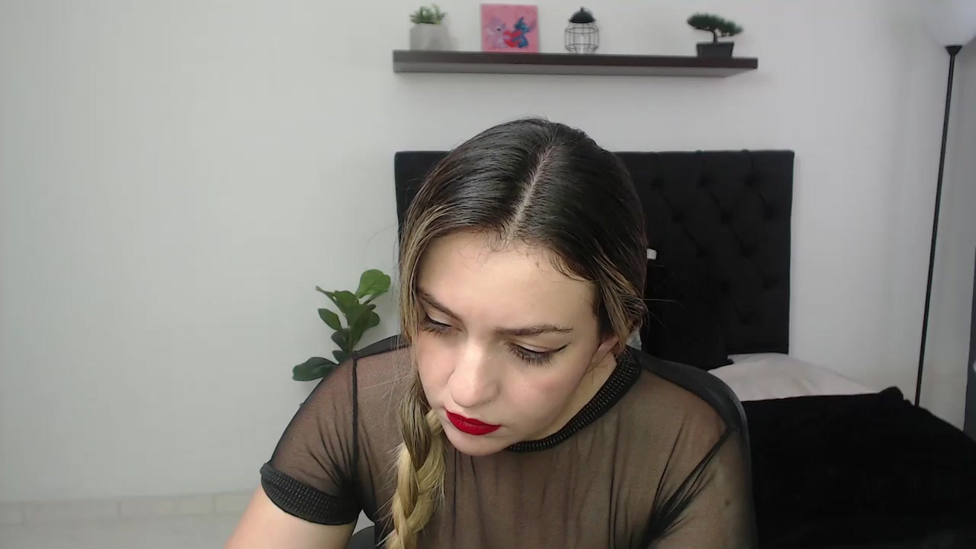 Gallery image thumbnail from CamilleDucan's myfreecams stream on, 11/20/2025, 18:58 image 3 of 20